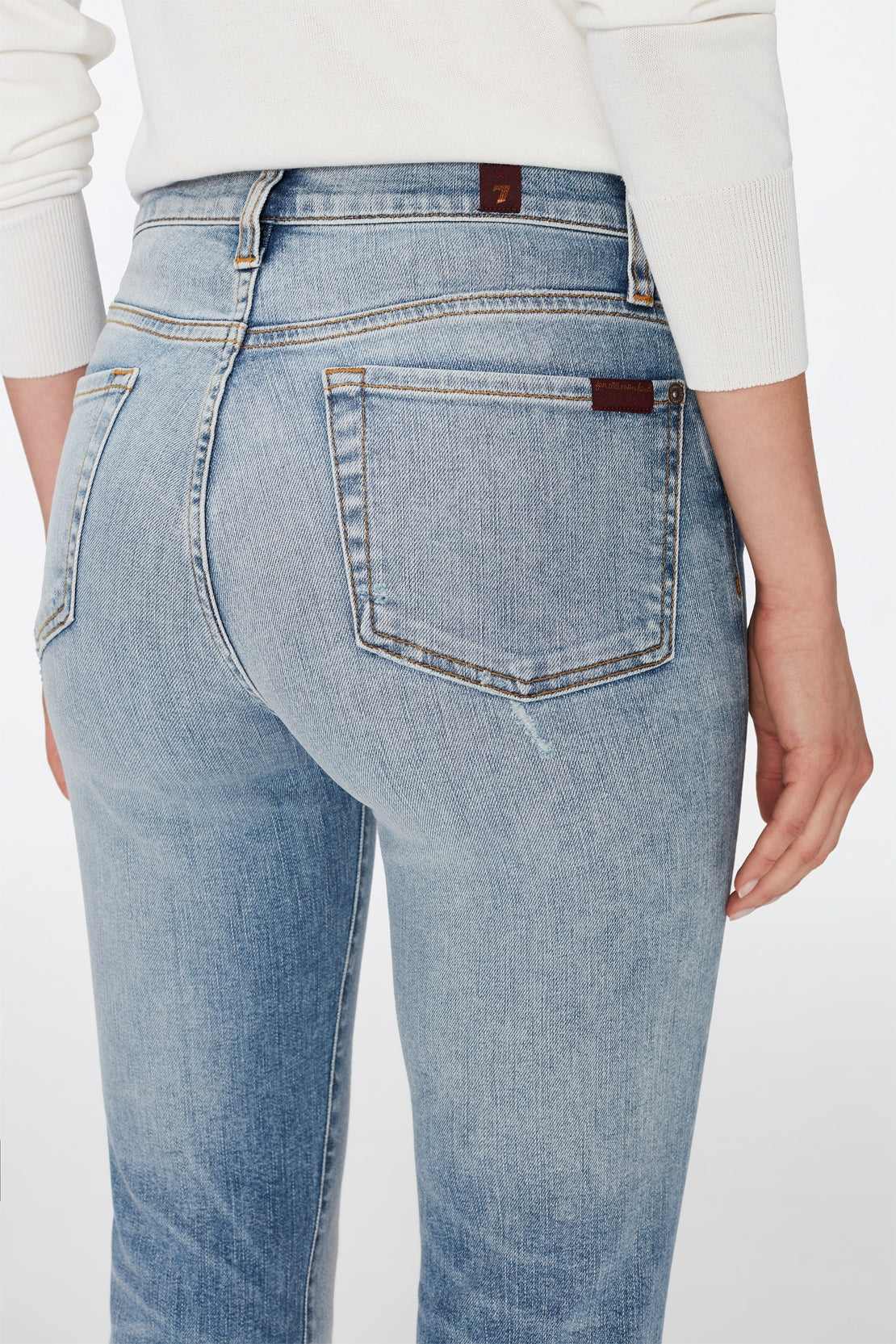 Roxanne Ankle Decade With Distressed Hem 7 For All Mankind