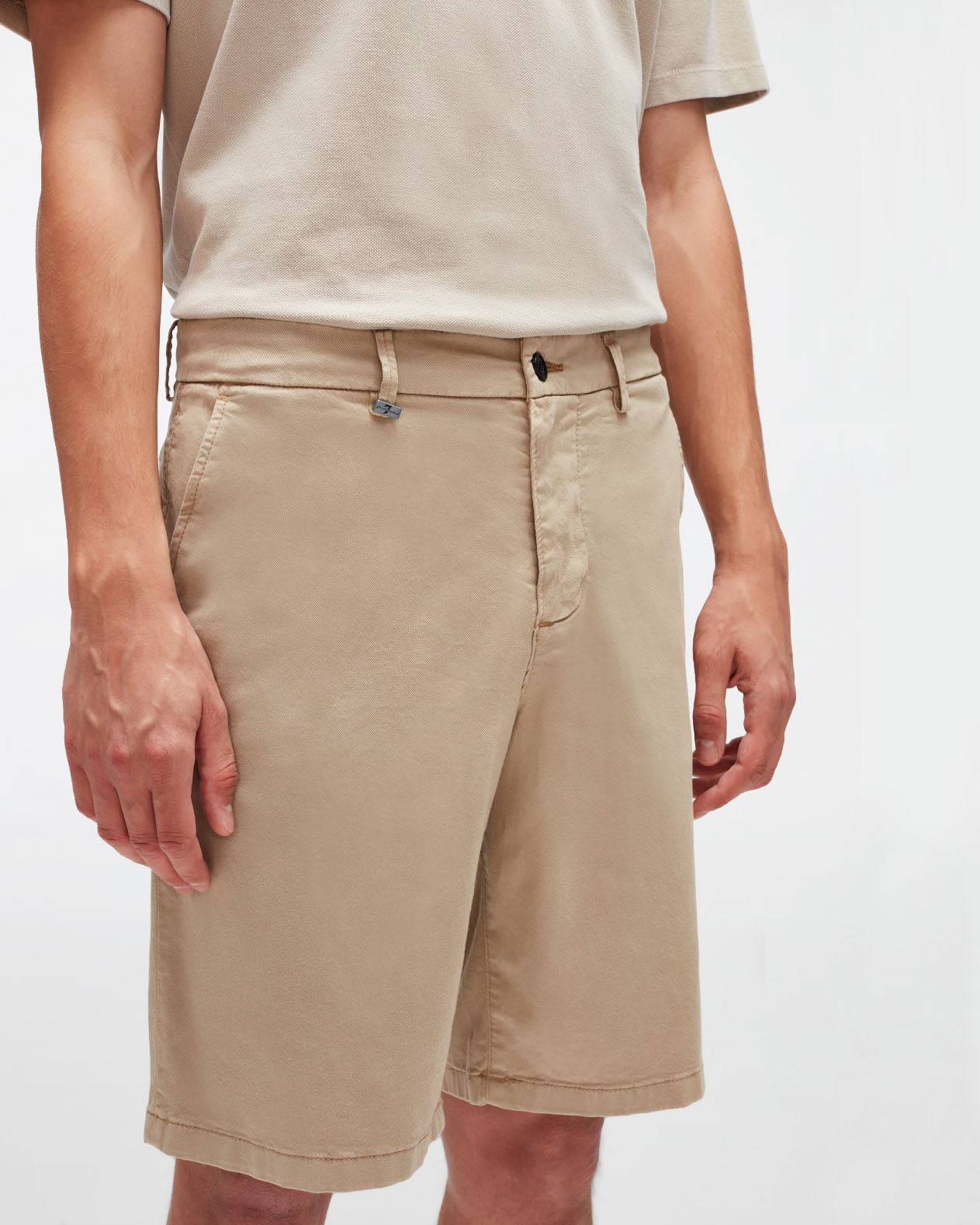 Beige Slimmy Chino Shorts Weightless Colors Arizona 7 For All Mankind