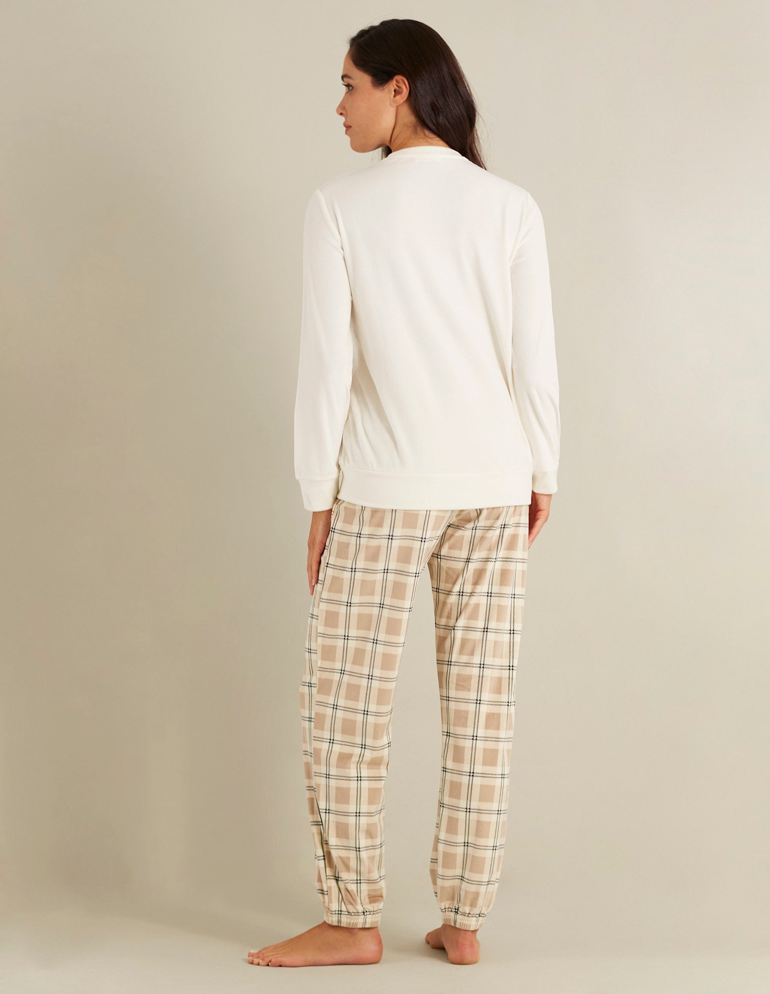 White Pyjamas_PPLD163010_244_03