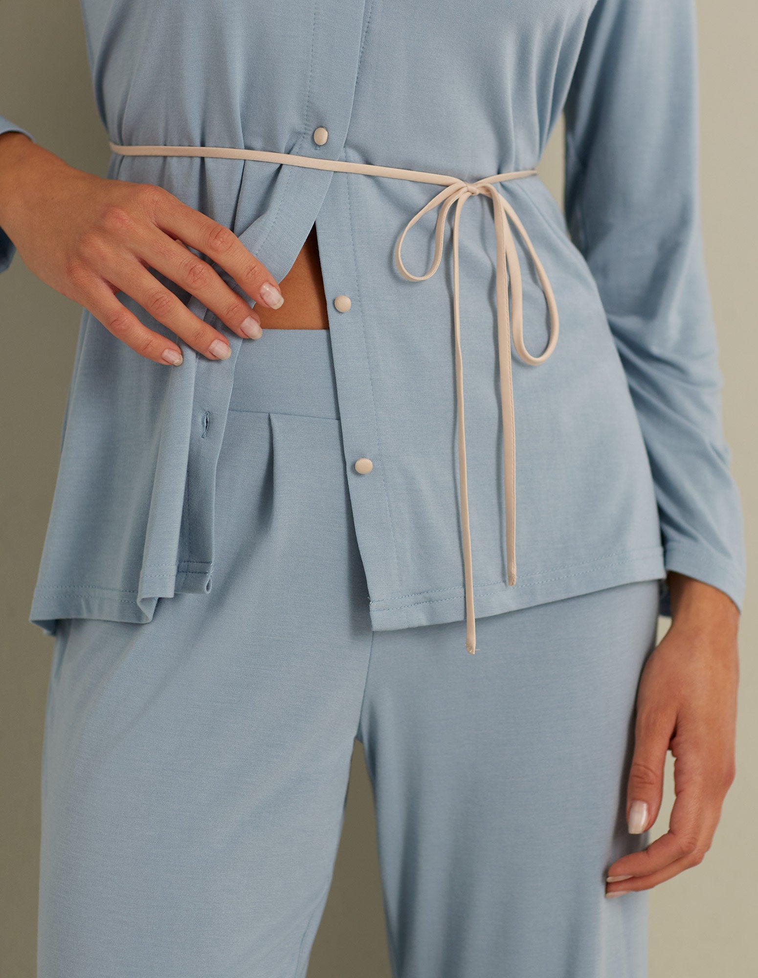 Magnolia Night Shirt Pajama Set_PPRD163002_038_05