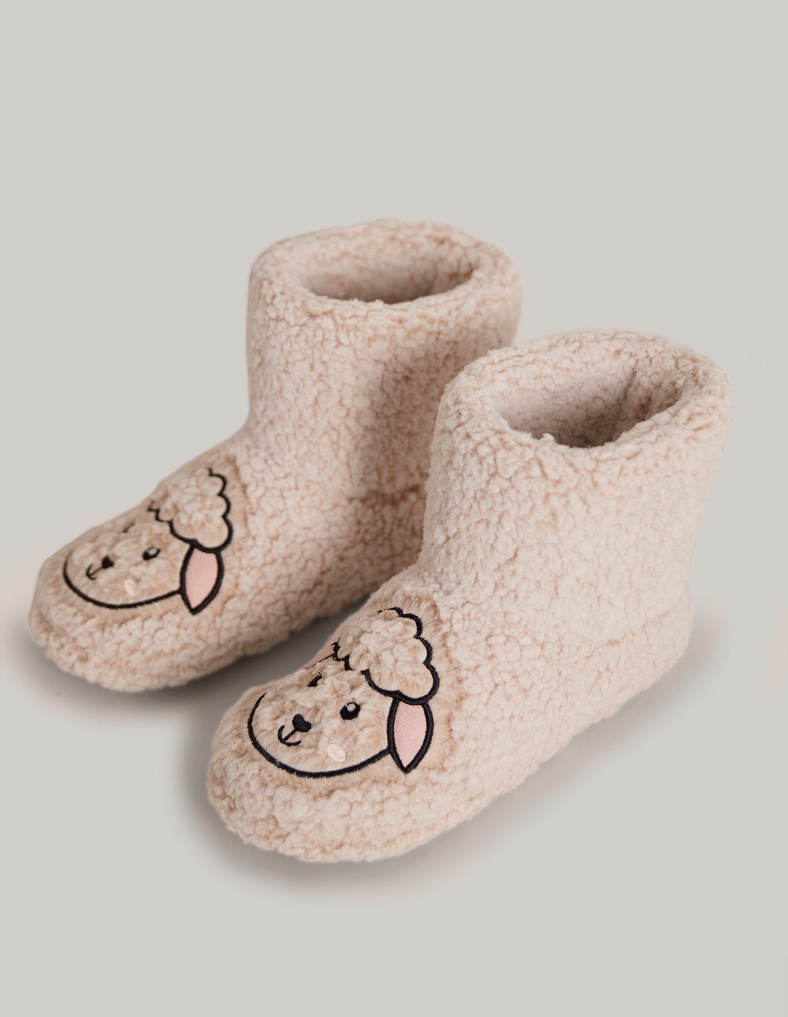 White Slipper Boots_SPFD163011_244_06