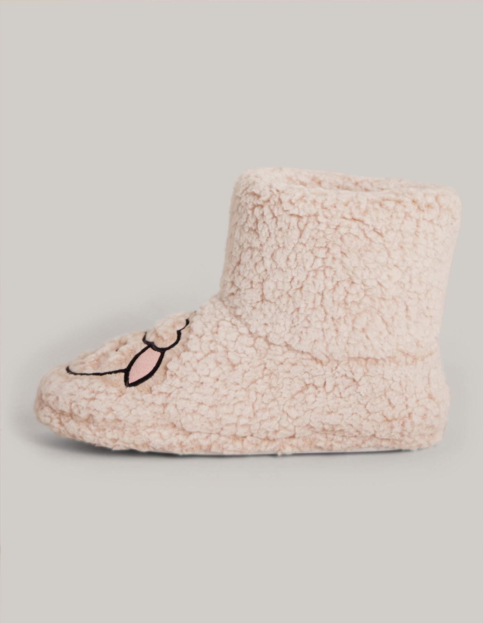 White Slipper Boots_SPFD163011_244_07
