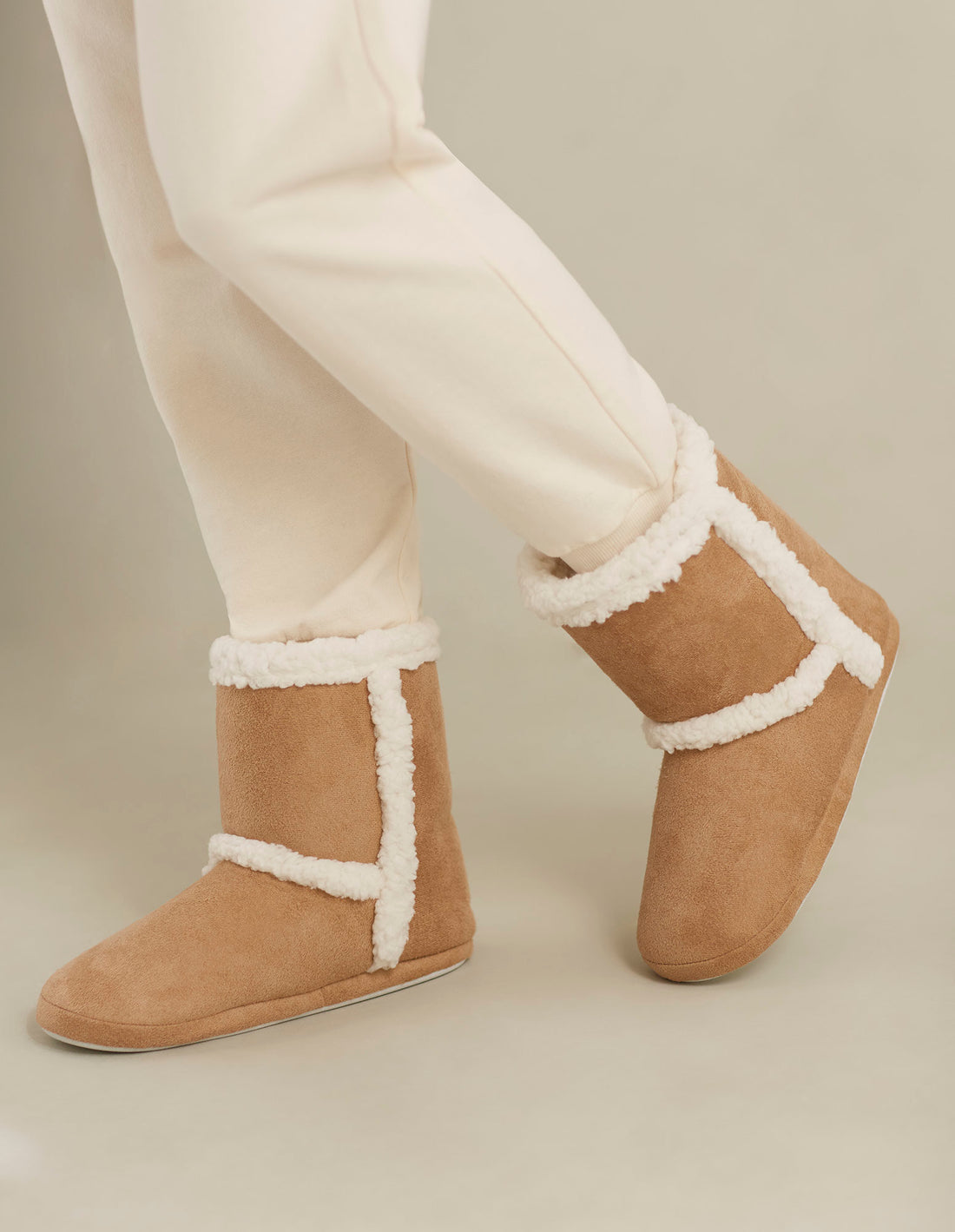 Beige Slipper Boots_SPFD163012_030_01