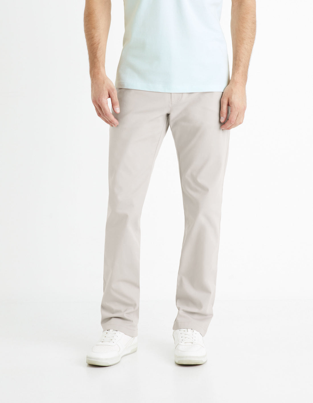 Straight Chino Pants_TOHENRI_LIGHT GREY_01