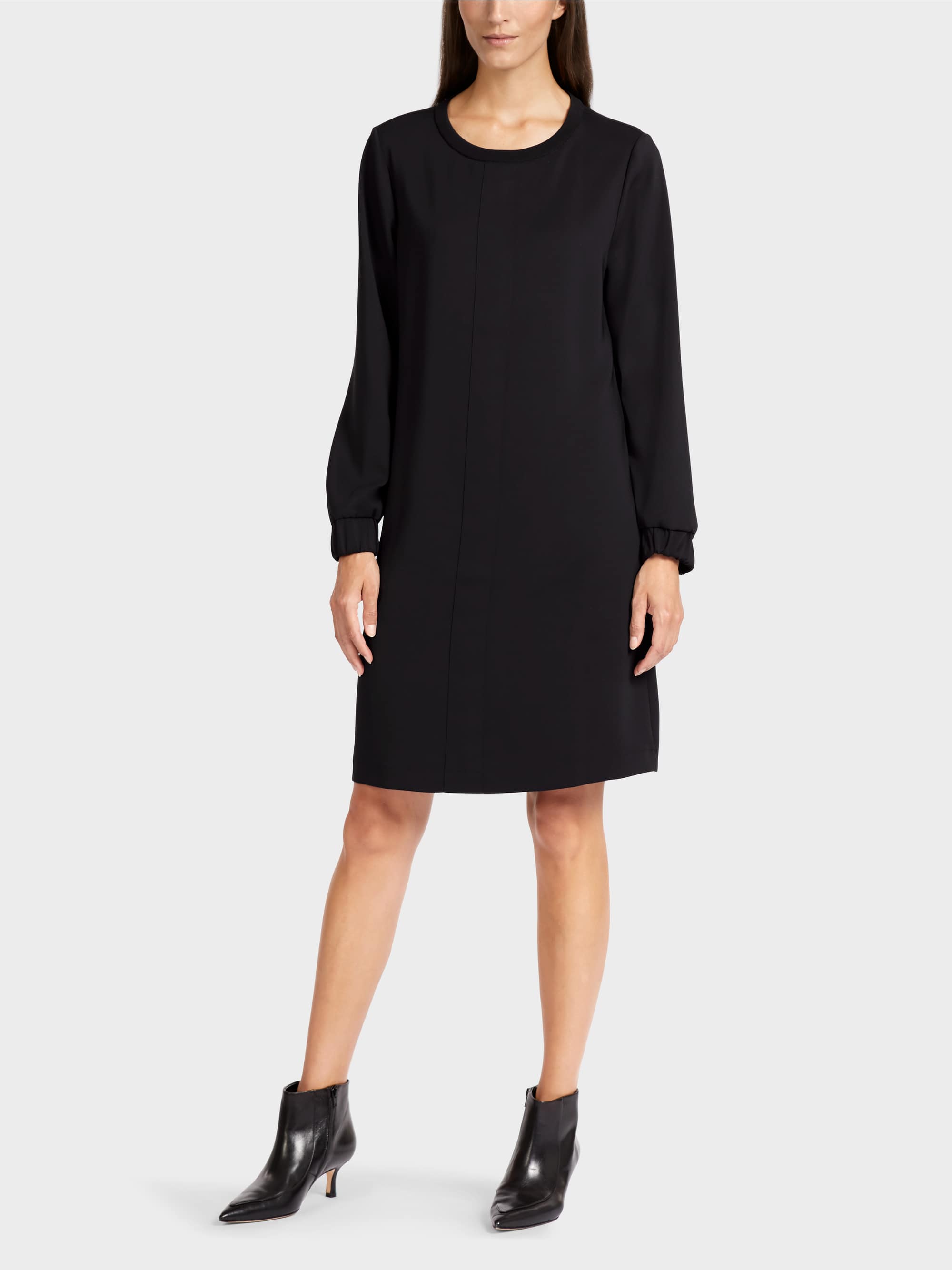 Short Sporty Dress Marc Cain