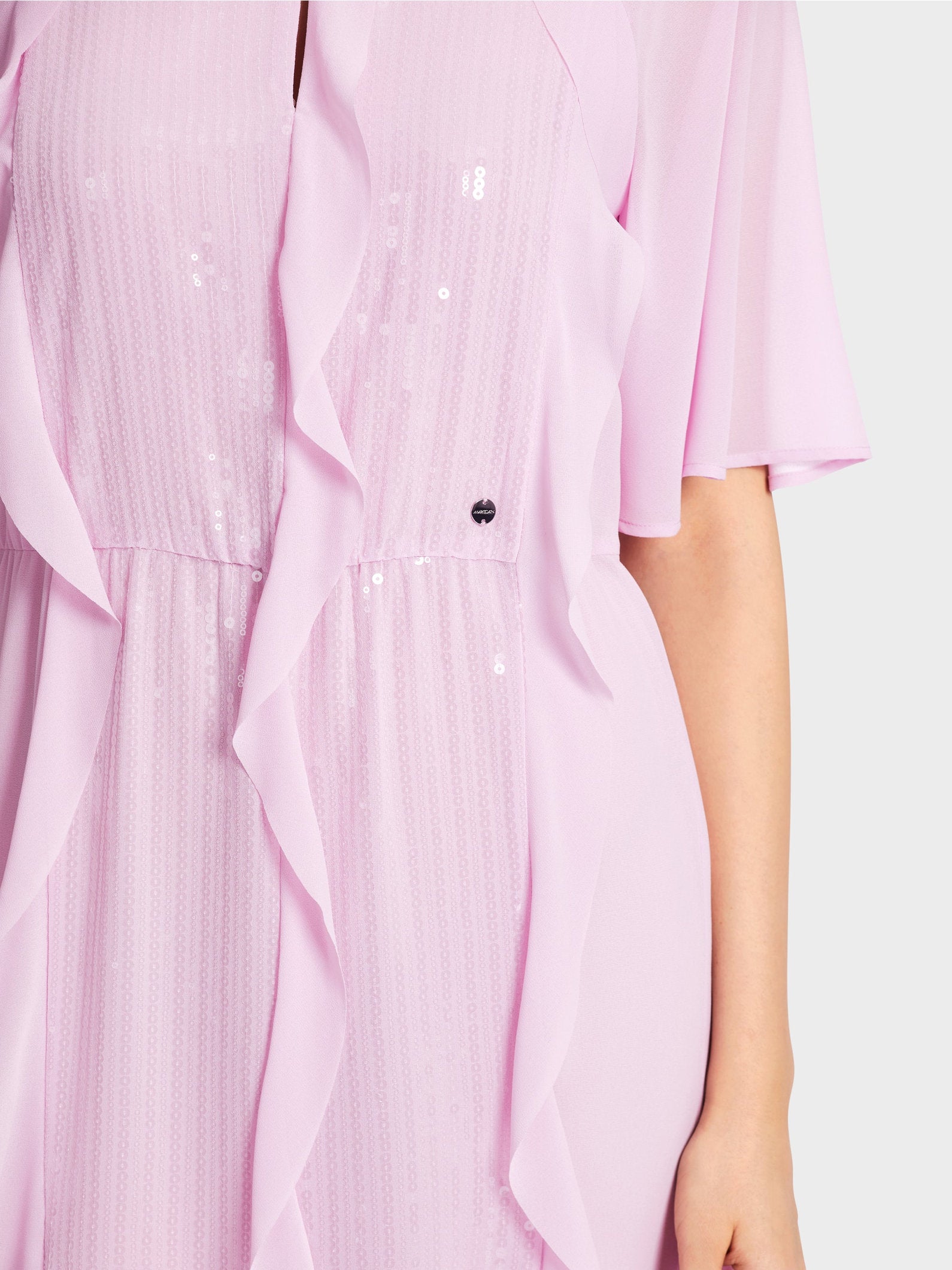 Sequin Dress With Ruffles_WC 21.35 W44_709_03