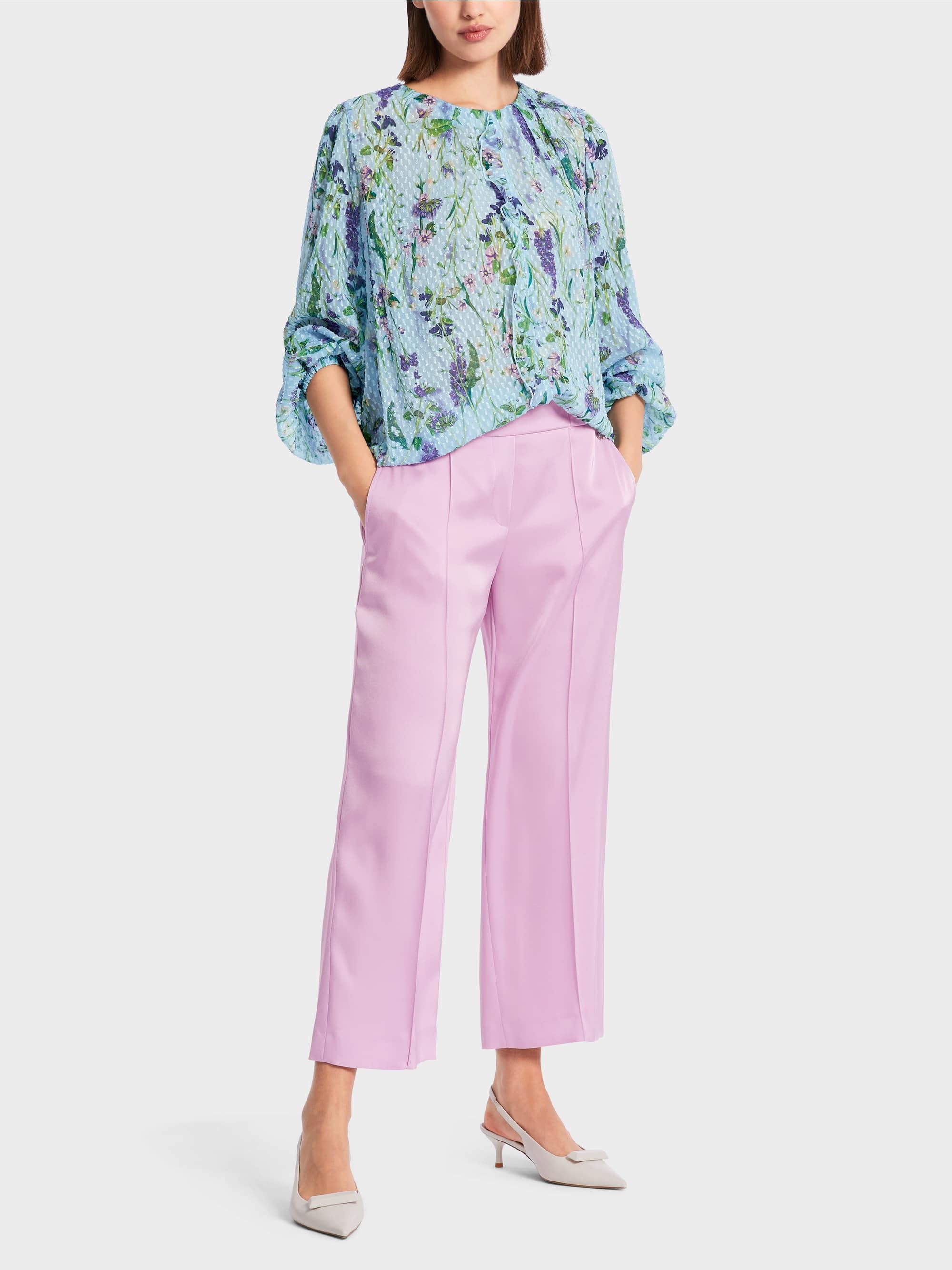 Blouse In Floral Design_WC 51.21 W25_320_01
