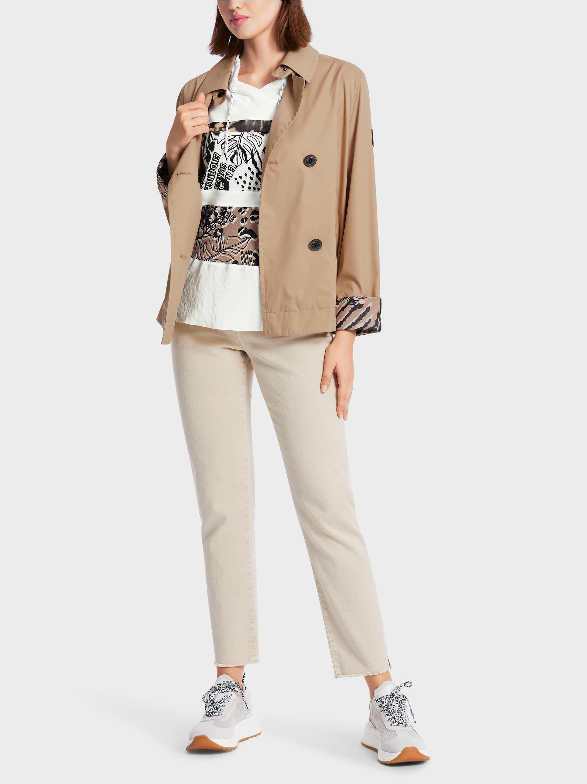 Blouse With Flounce_WS 55.05 J88_110_01