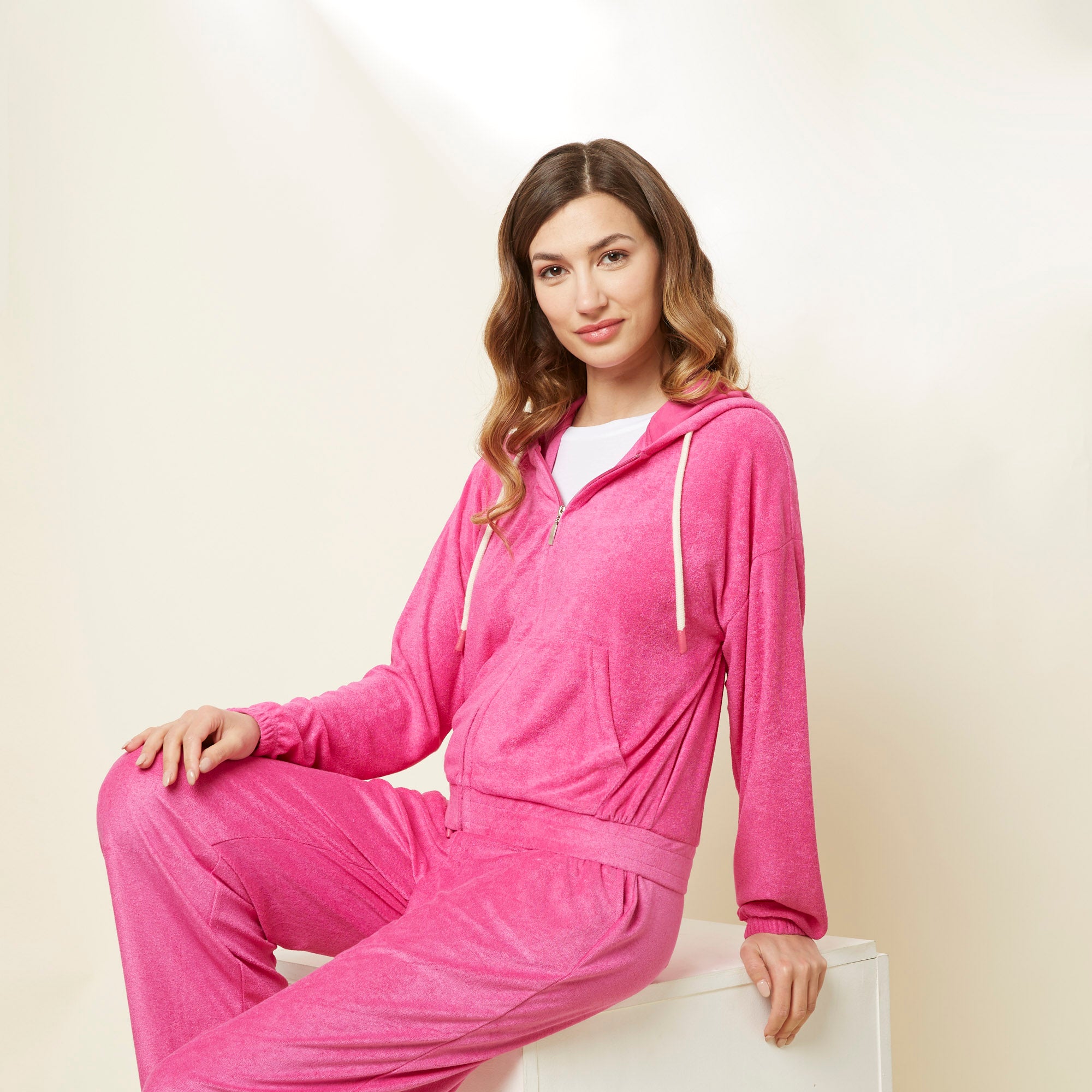 fuchsia-long-sleeve-zip-up-hoodie_amad161011_fuchsia_01