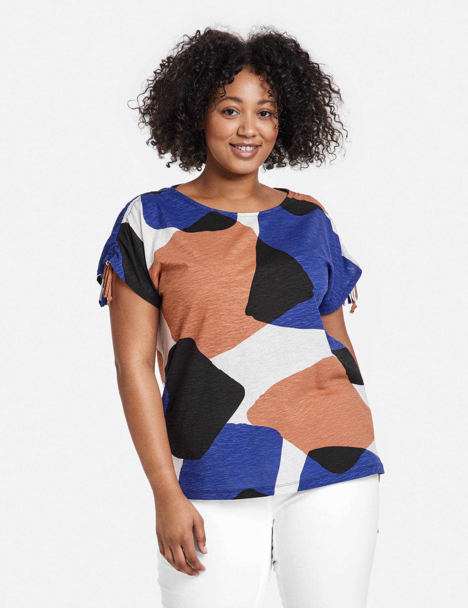 T-Shirt With Gathers At The Shoulders