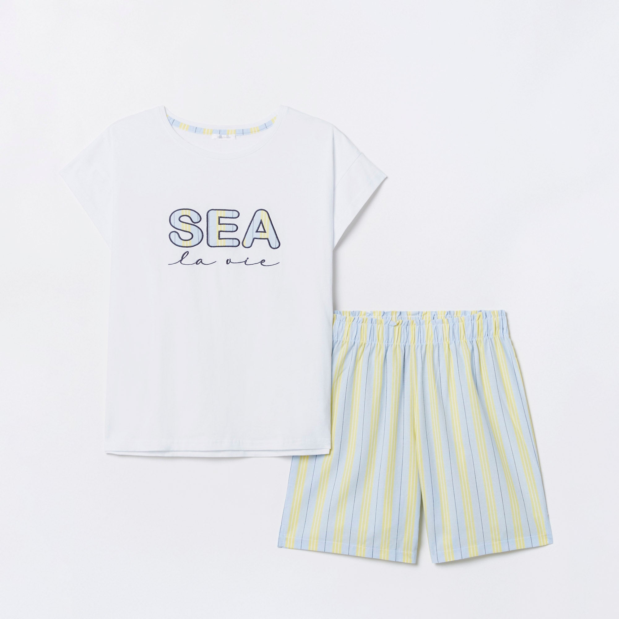 white-t-shirt-and-shorts-pajama-set_ppcd161002_white_06