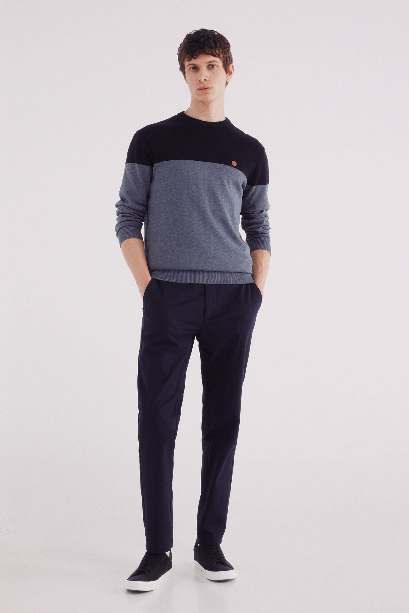 Springfield_Light_Blue_Basic Color Block Jumper_0062734_16_03