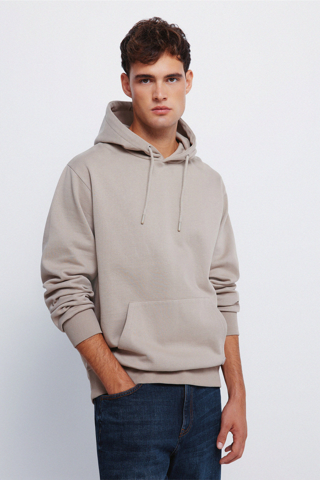 Springfield_Sand_Basic Sweatshirt Hood_0092107_36_01