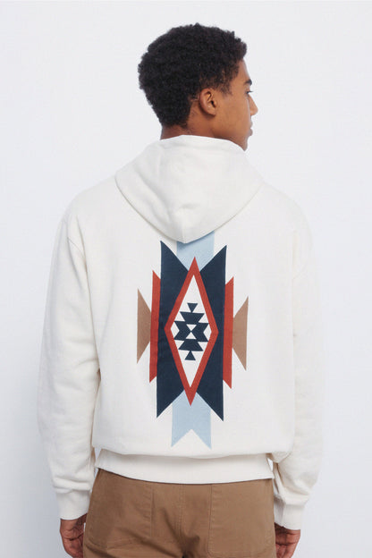 Springfield_White_Hood Sweatshirt_0092110_97_01