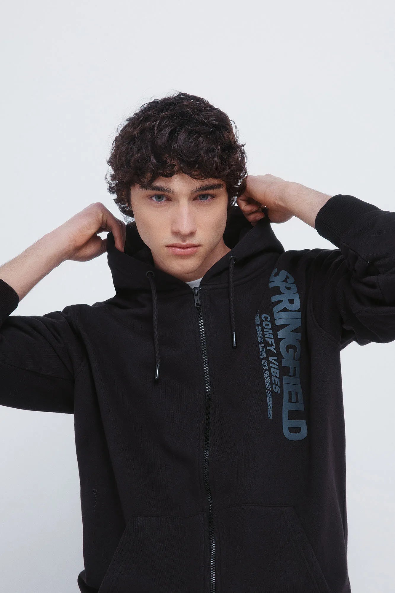 Springfield_Black_Logo Print Sweatshirt_0092112_01_02