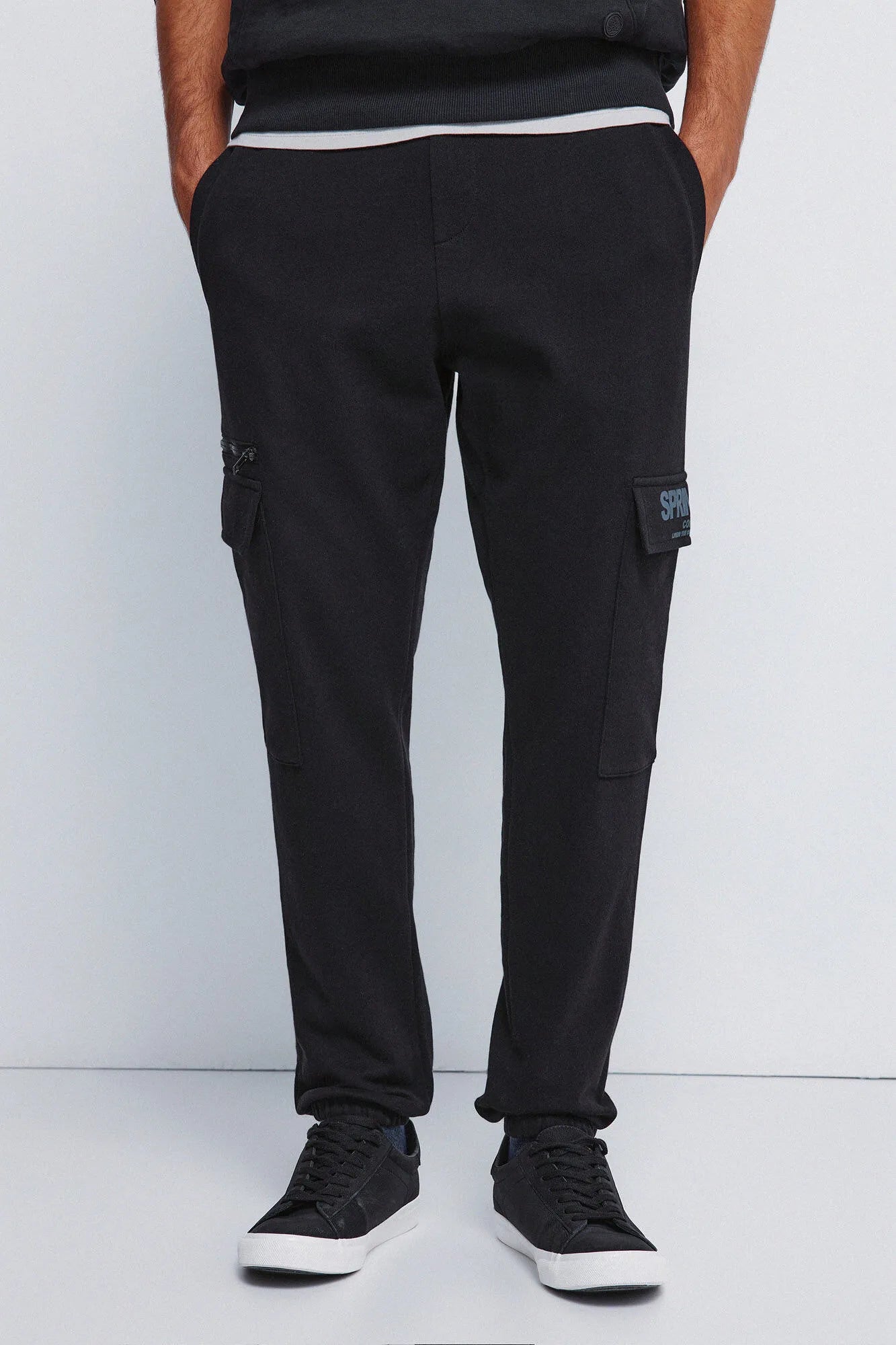 Springfield_black_Cargo Jogger Zip Fastening_0092114_01_02