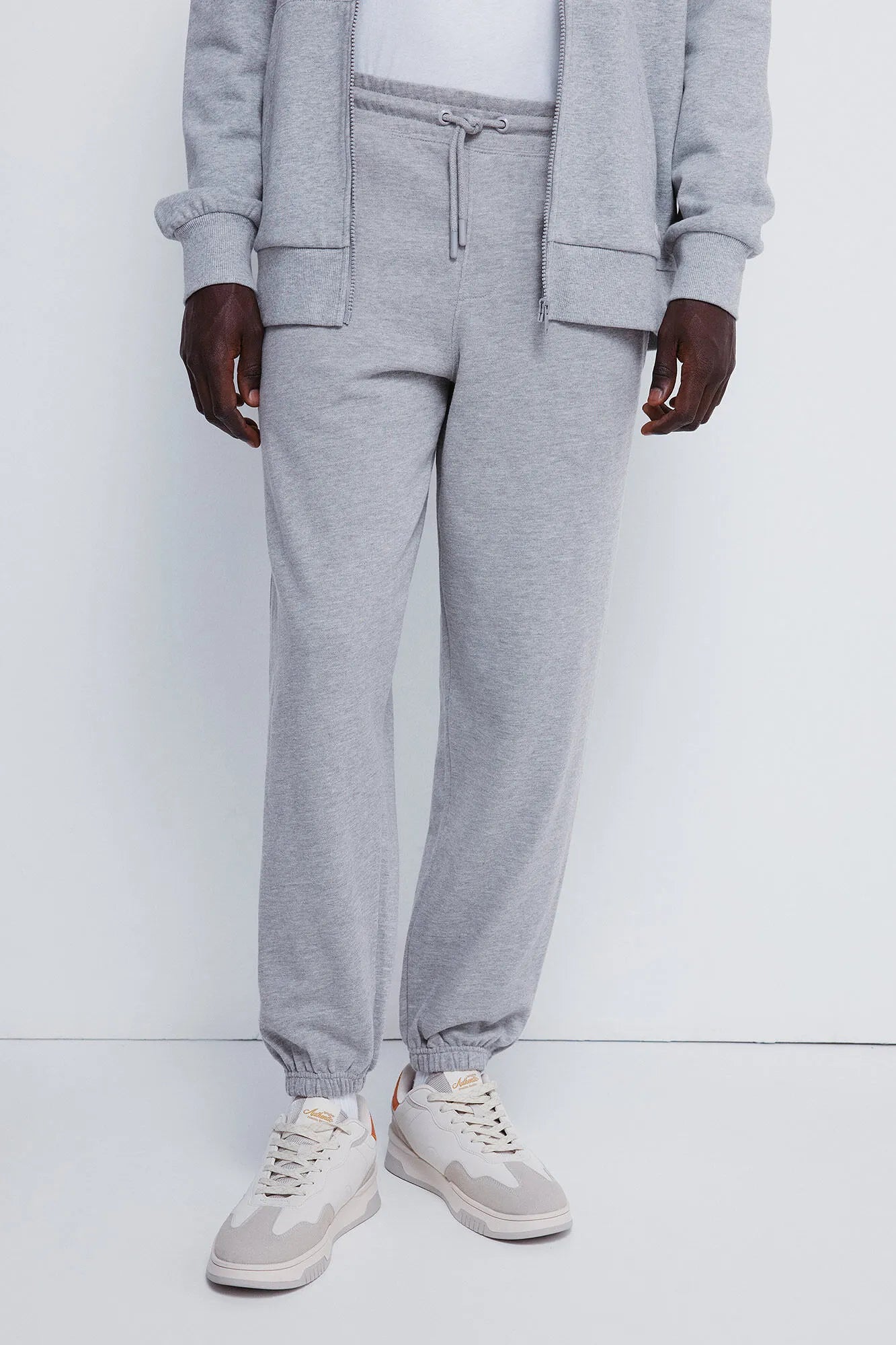 Springfield_grey_Plush Trouser_0092122_46_02