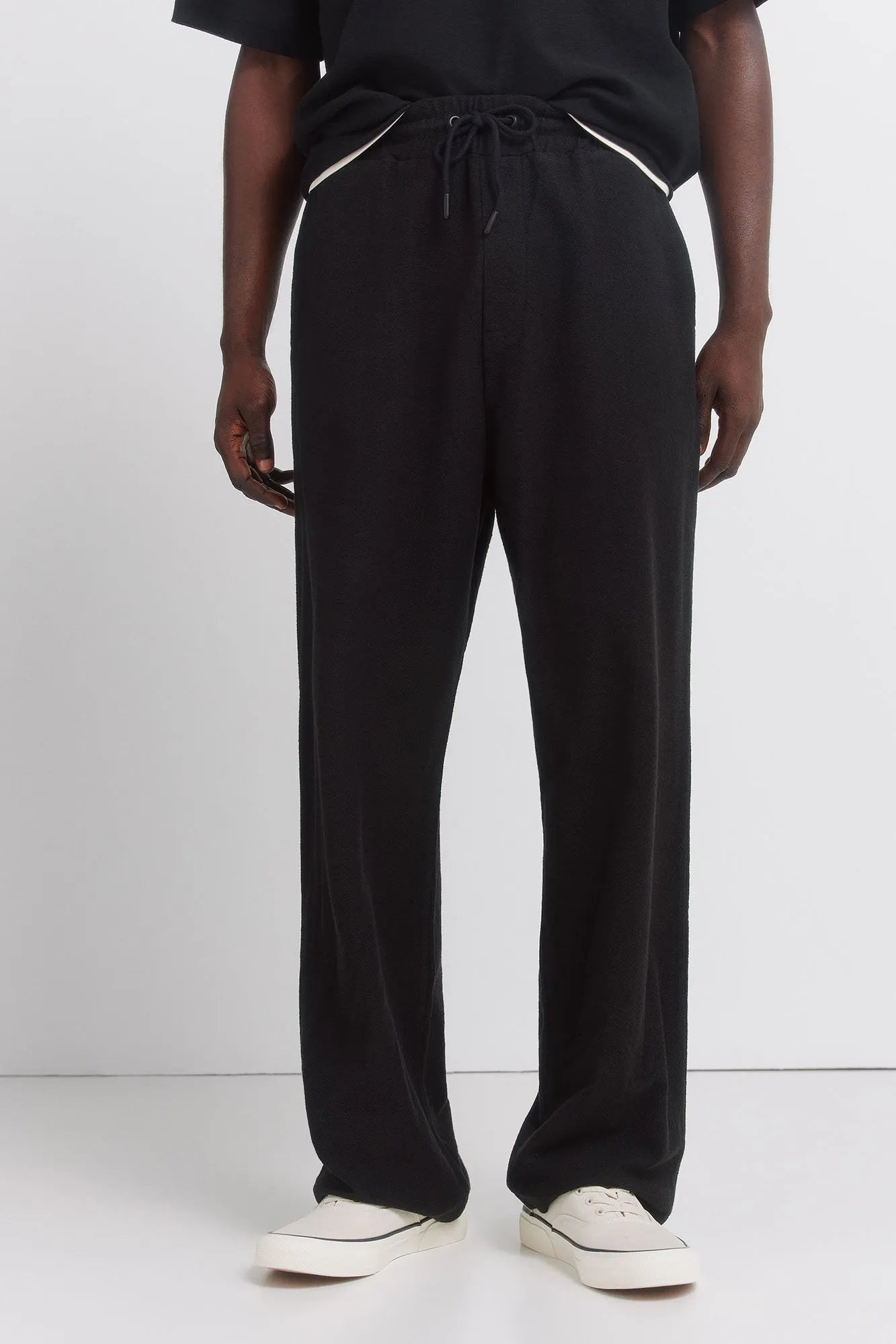 Springfield Black Men Straight Jogger Trousers SKU: 0093188_01 Image 02