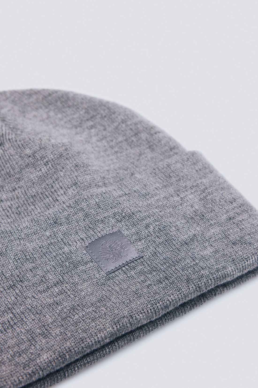 Springfield_Dark_Grey_Knitted Beanie Jersey-Knit_0122831_43_02