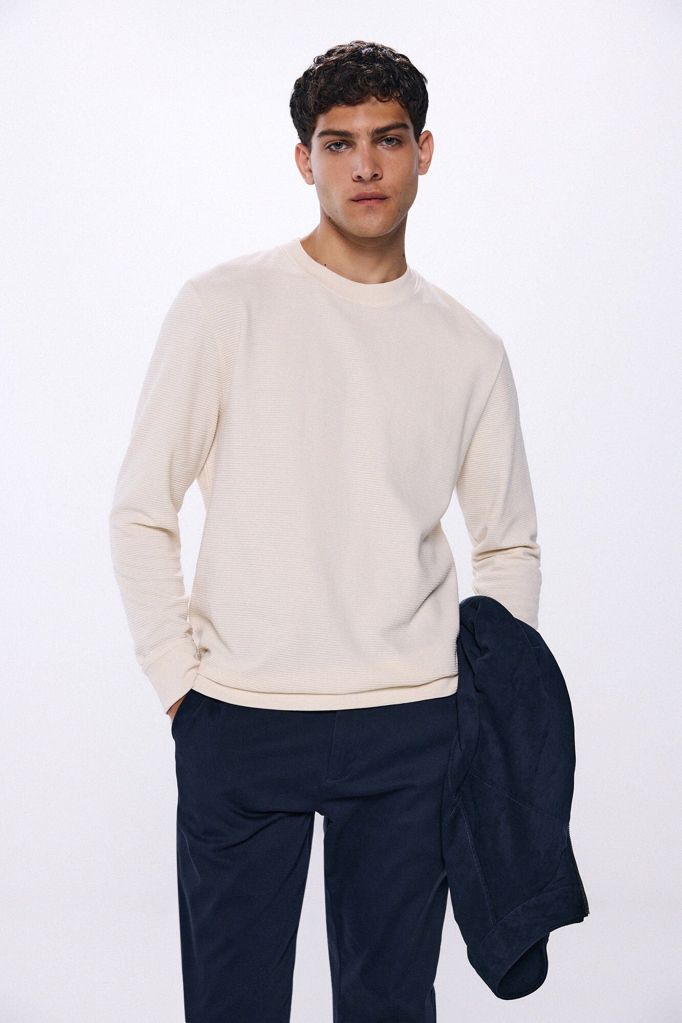 Long Sleeve T-Shirt with Cuffs_0228525_97_01