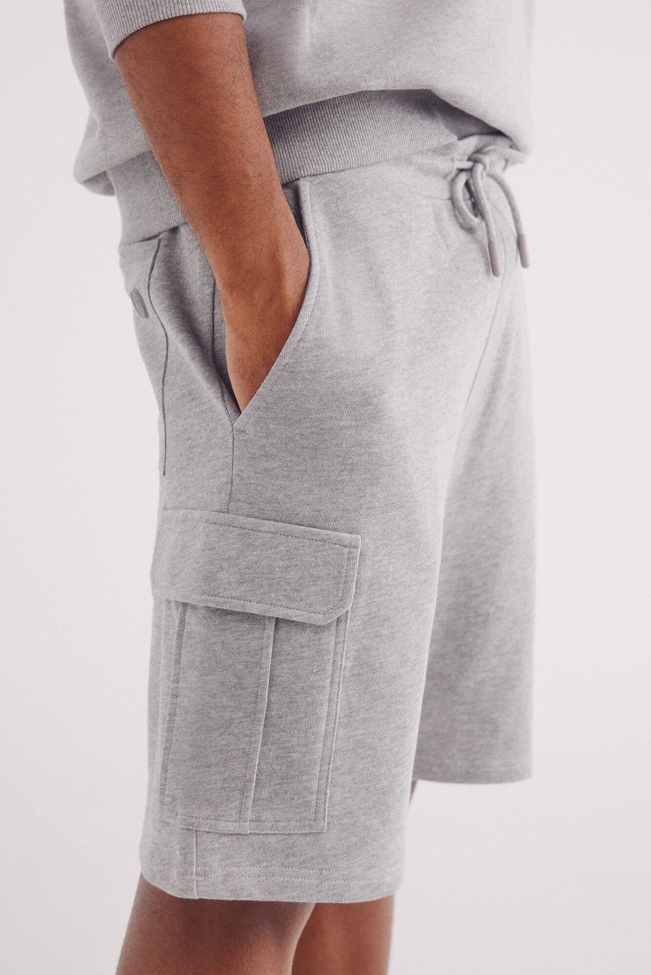 Springfield_Textured Bermuda Shorts_0229788_46_02