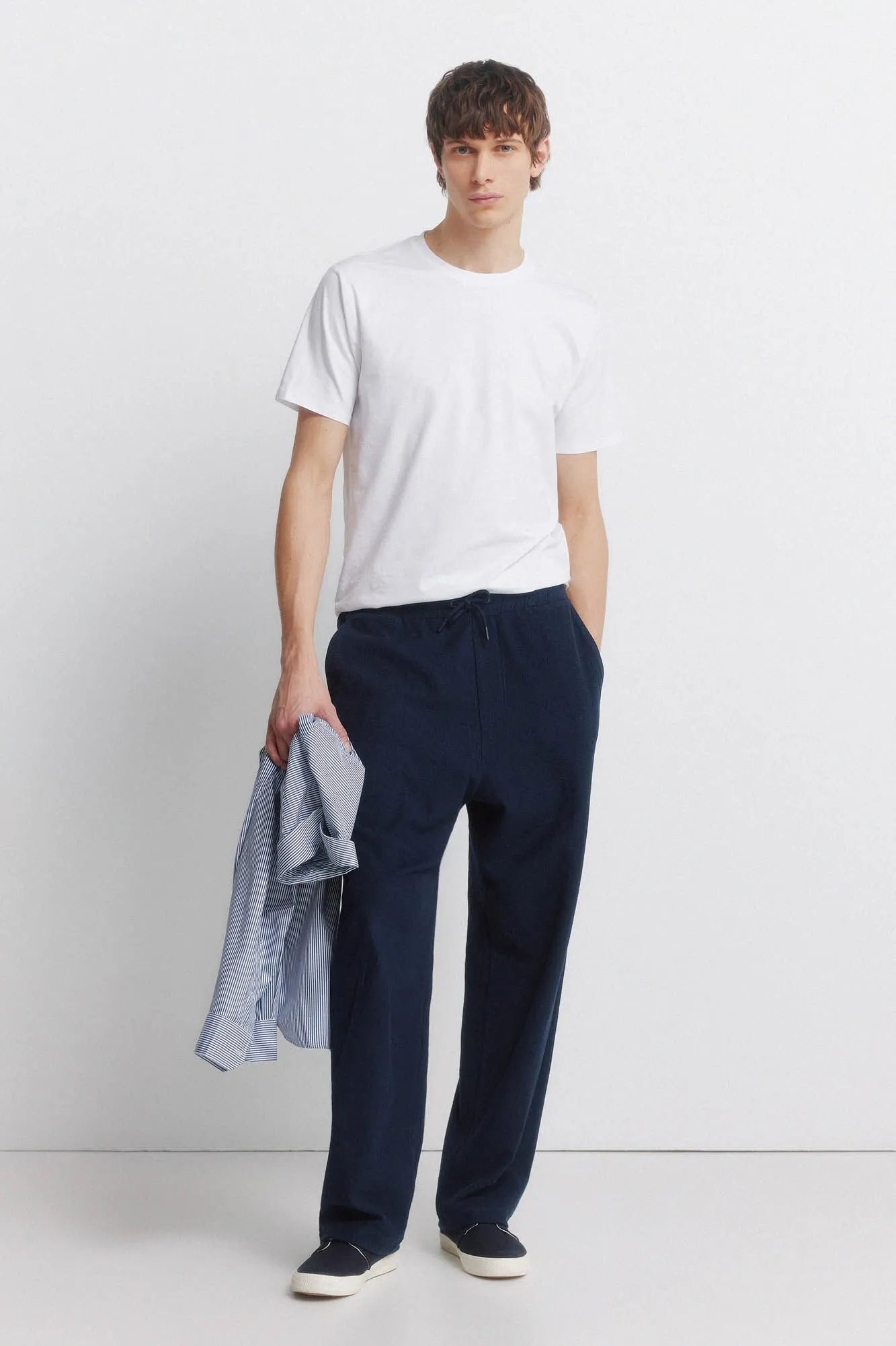 Springfield White Men Lycra Slim Fit T-Shirt SKU: 0243378_99 Image 04