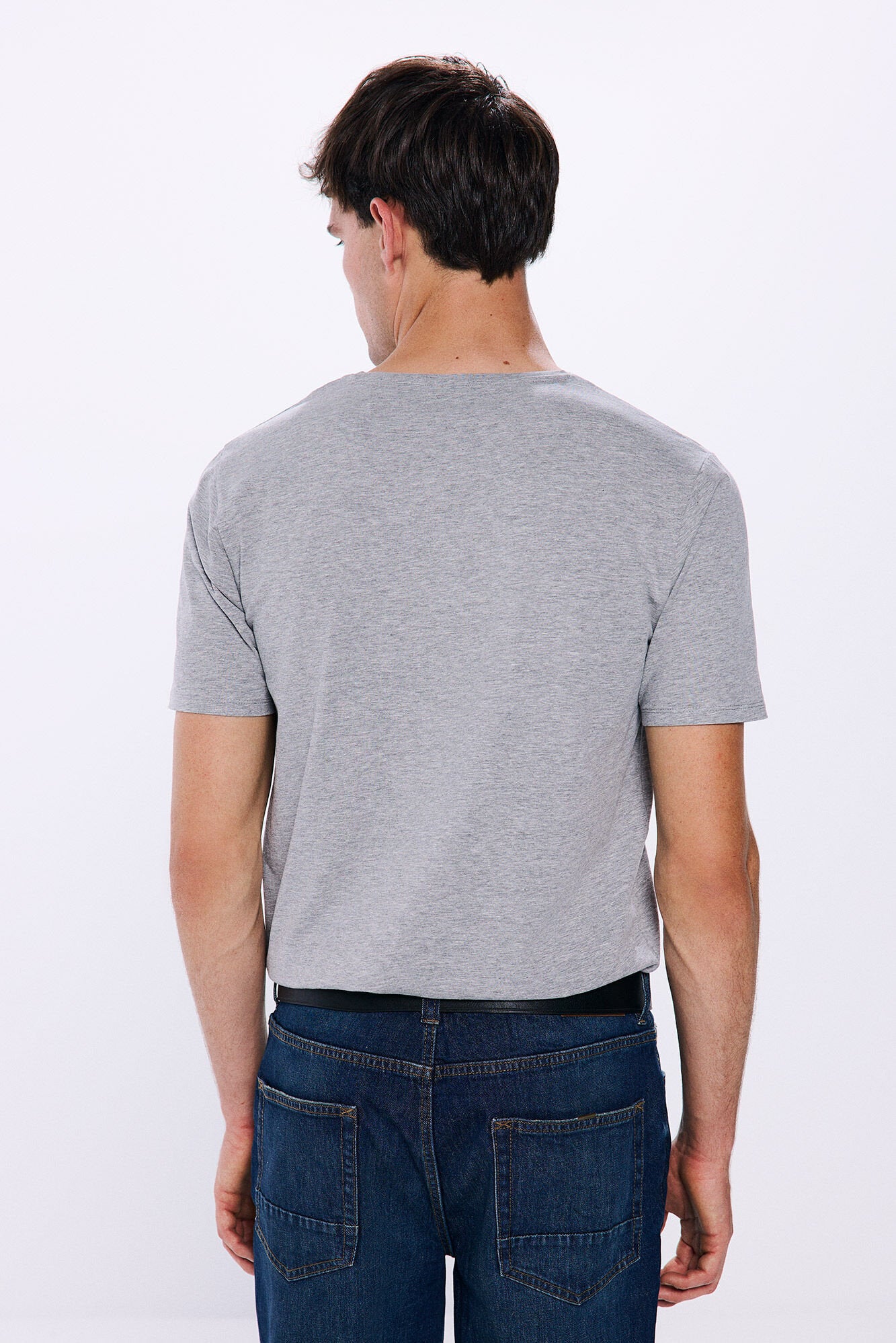 Basic Slim Fit T-Shirt_0248433_46_04