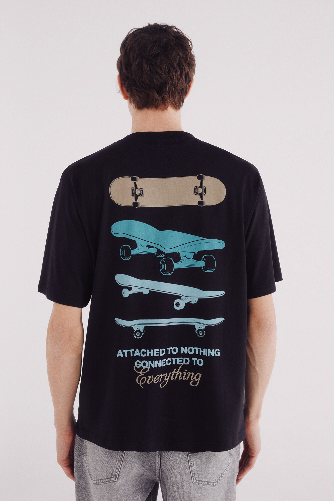 Springfield_Black_Everything T-Shirt_0262912_01_02