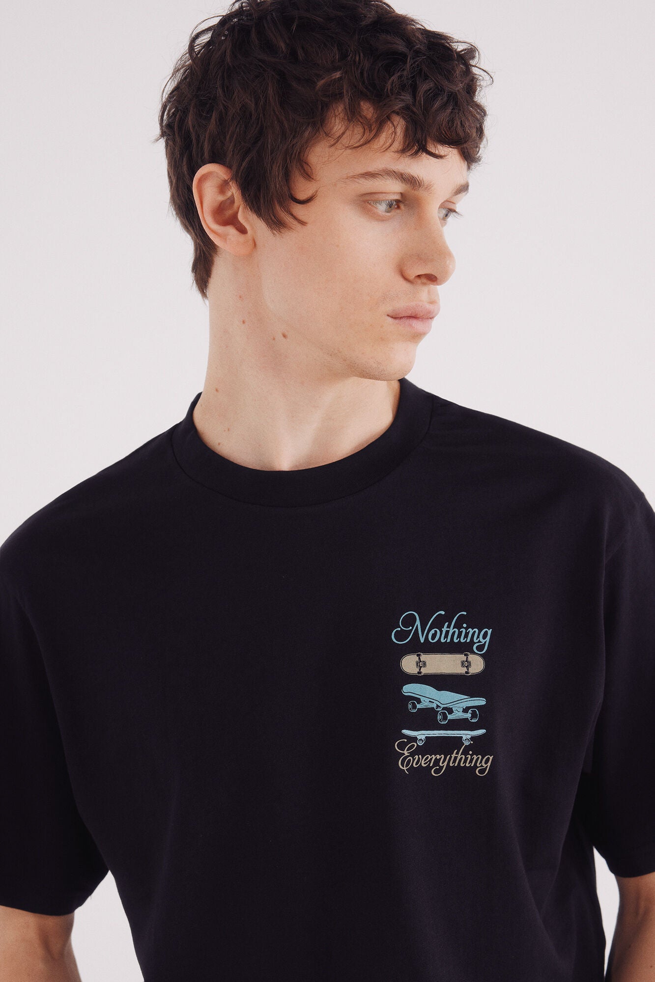 Springfield_Black_Everything T-Shirt_0262912_01_04