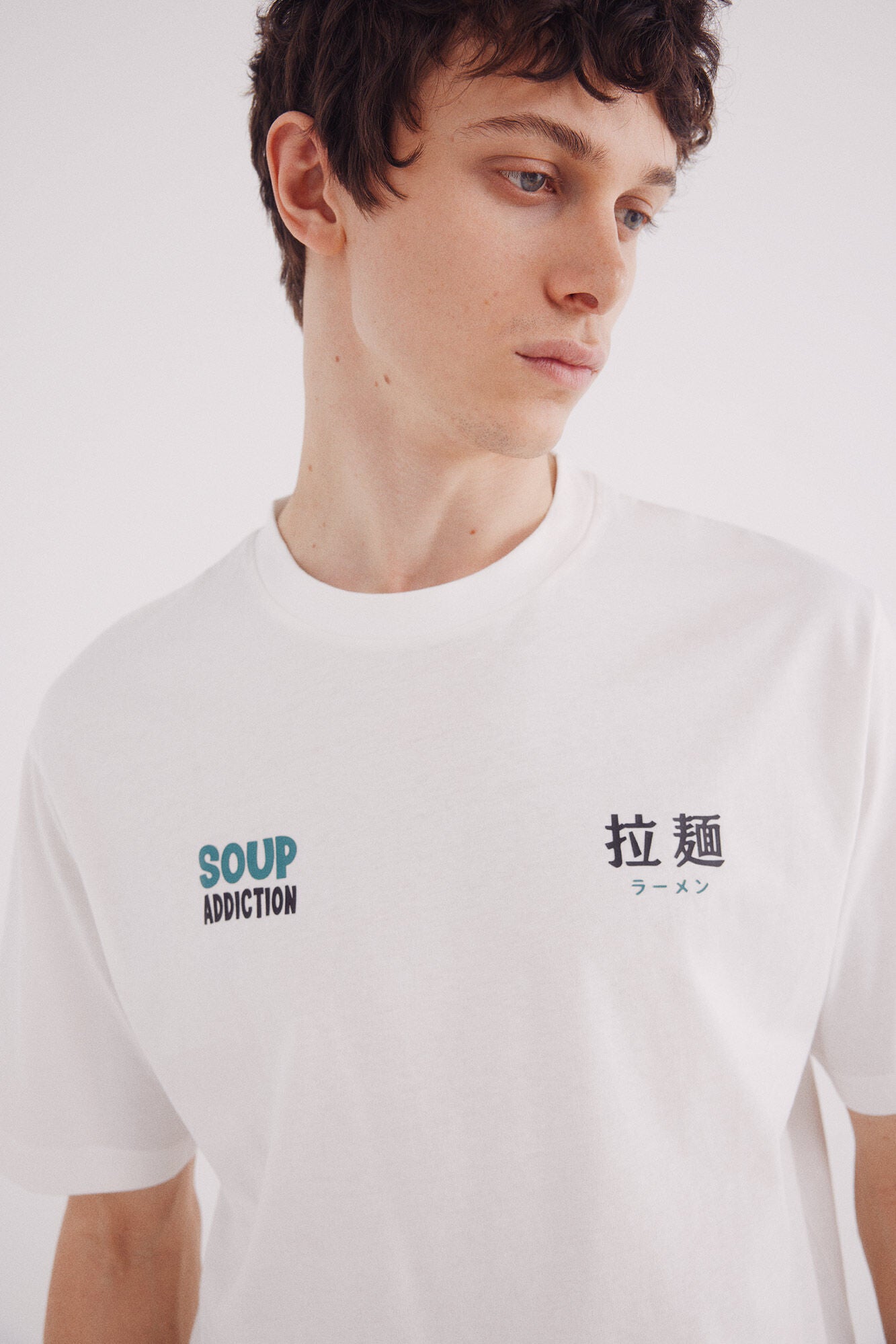 Springfield_White_Soup Addiction T-Shirt_0262928_96_04