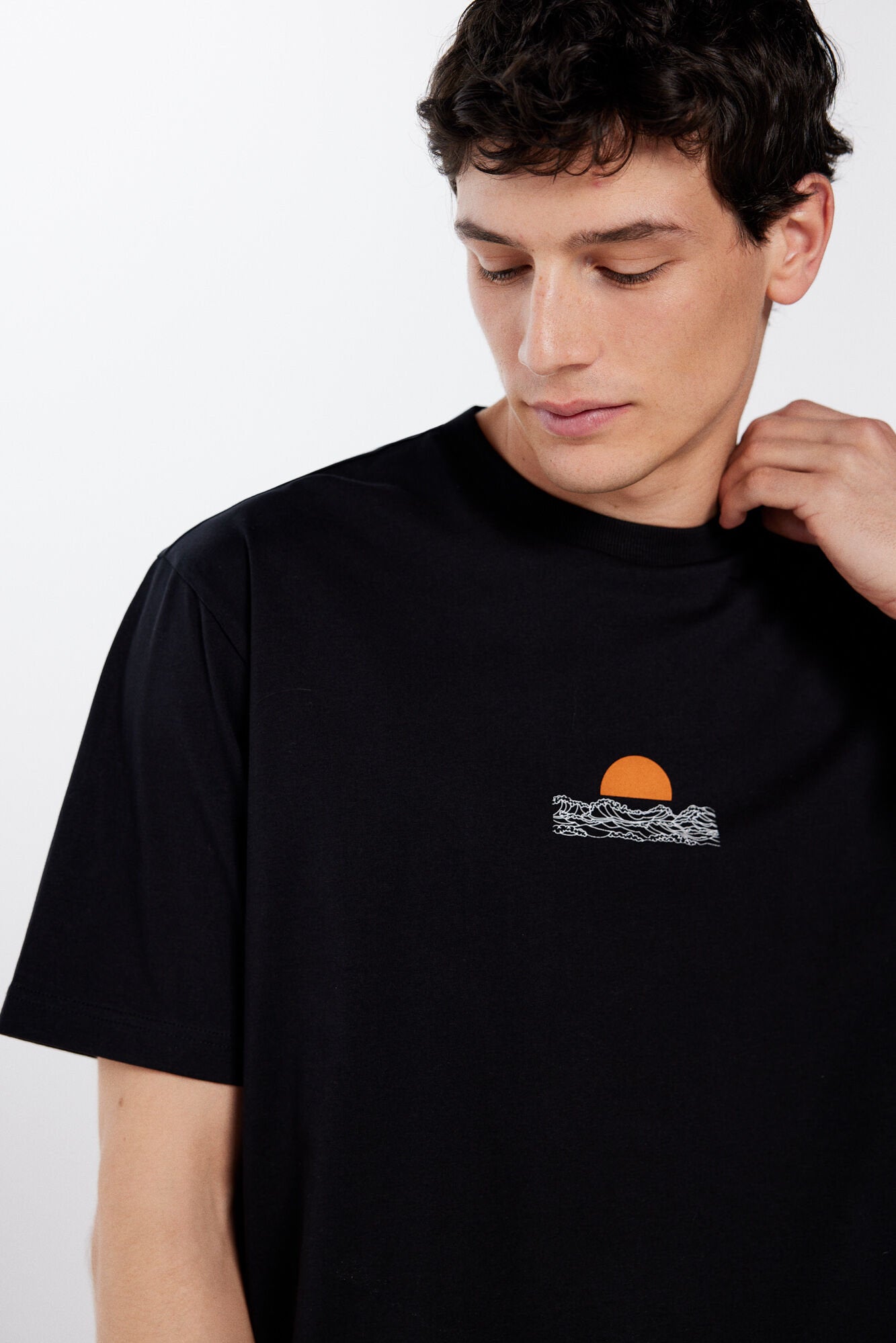 Waves T-Shirt_0268471_01_05