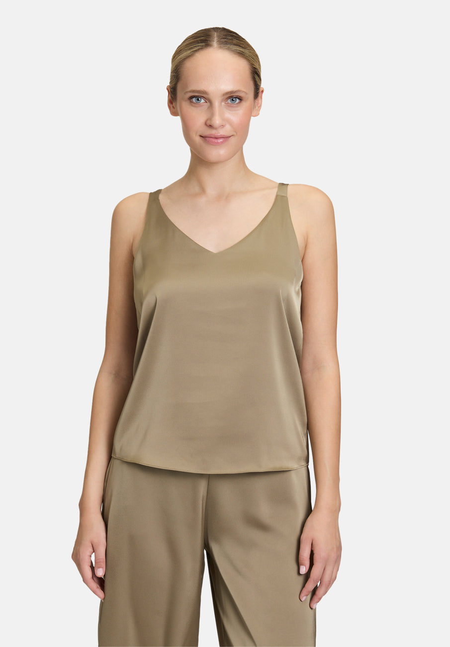 Vera Mont_Turf_Satin Blouse with V-Neck_0301-4262_7387_01
