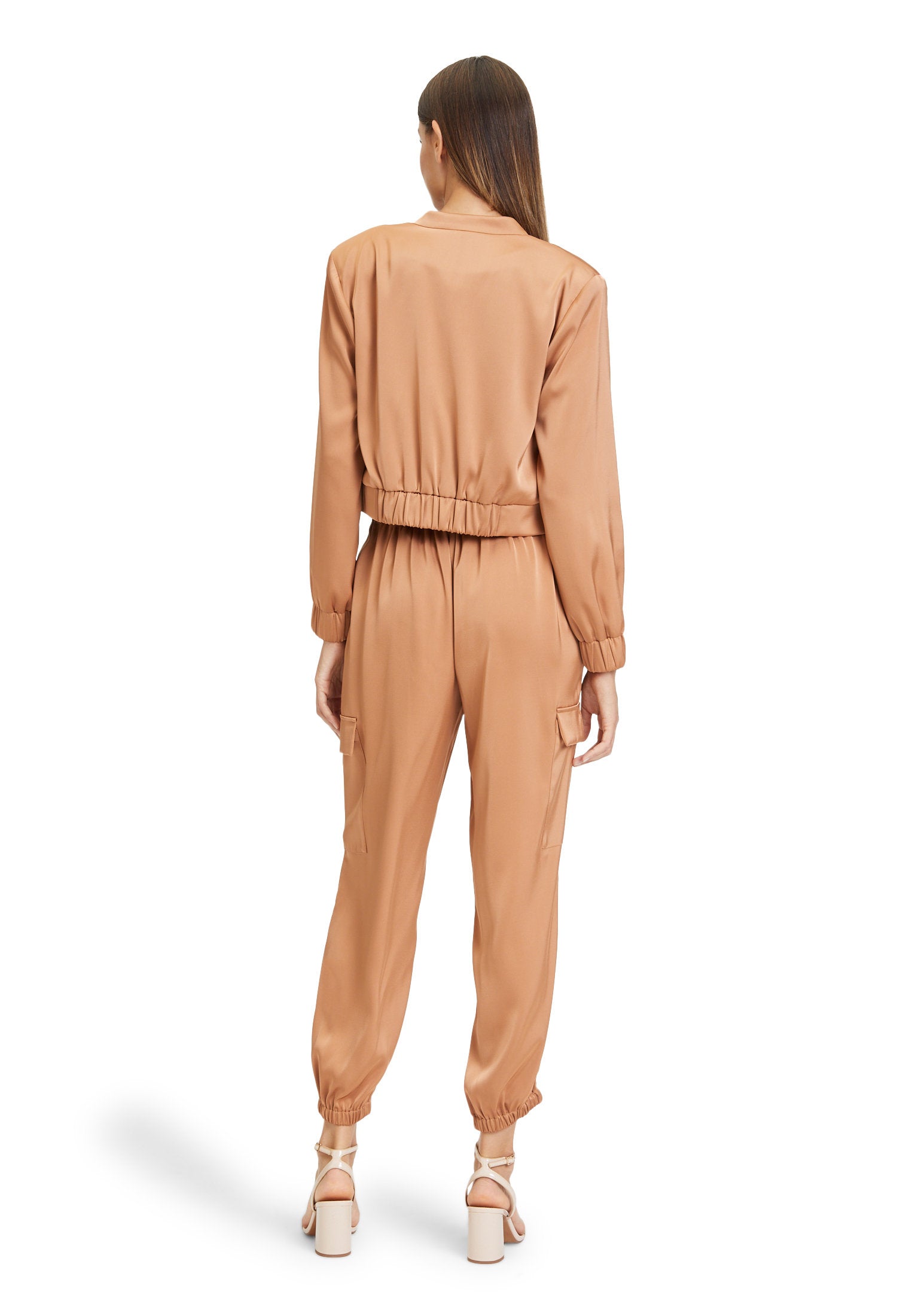 Cropped Bomber Jacket With No Closures_0305 4262_7125_04