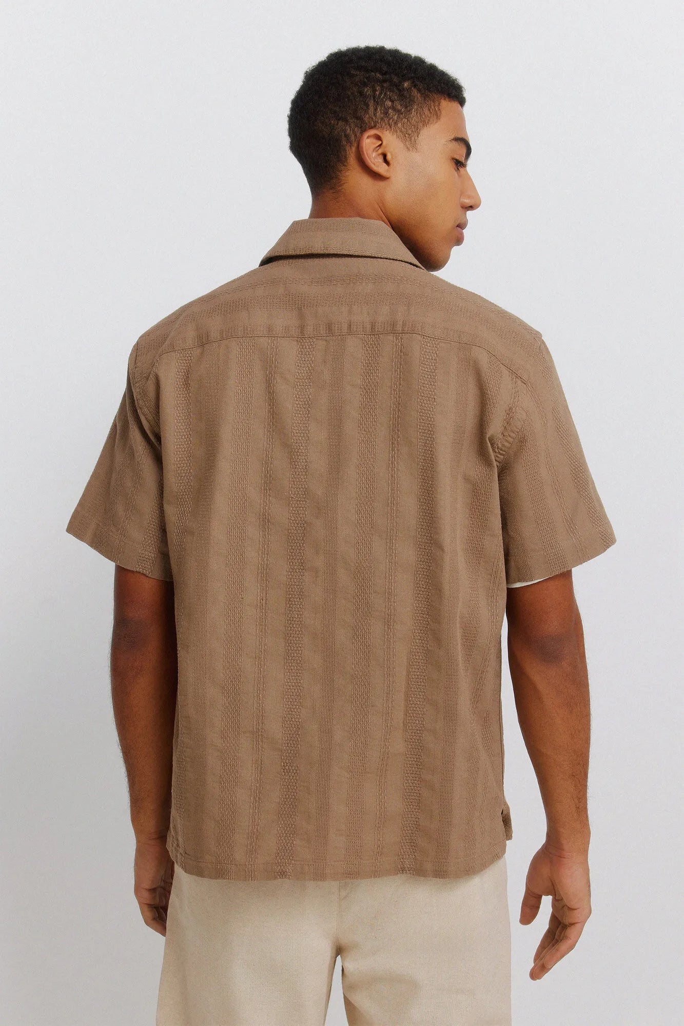 Springfield Brown Men Jacquard Short Sleeve Bowling Shirt SKU: 0343408_35 Image 04