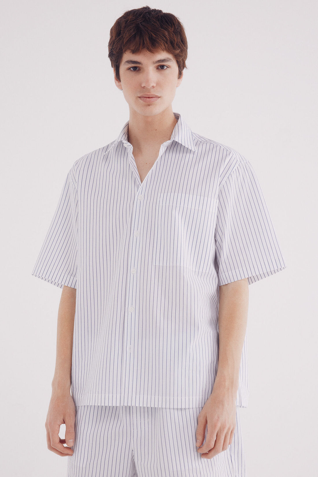 Springfield_Short Sleeve Striped Poplin Shirt_0379225_99_01