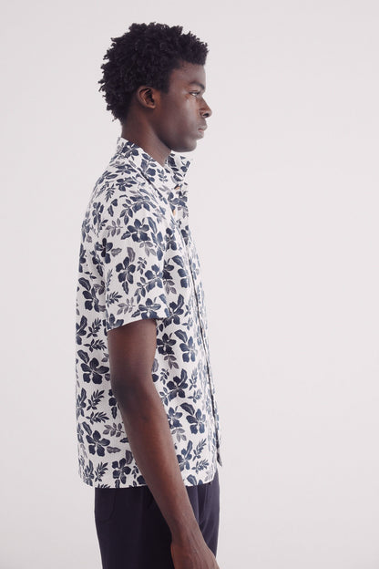 Springfield_Printed Seersucker Short Sleeve Shirt_0379234_16_04