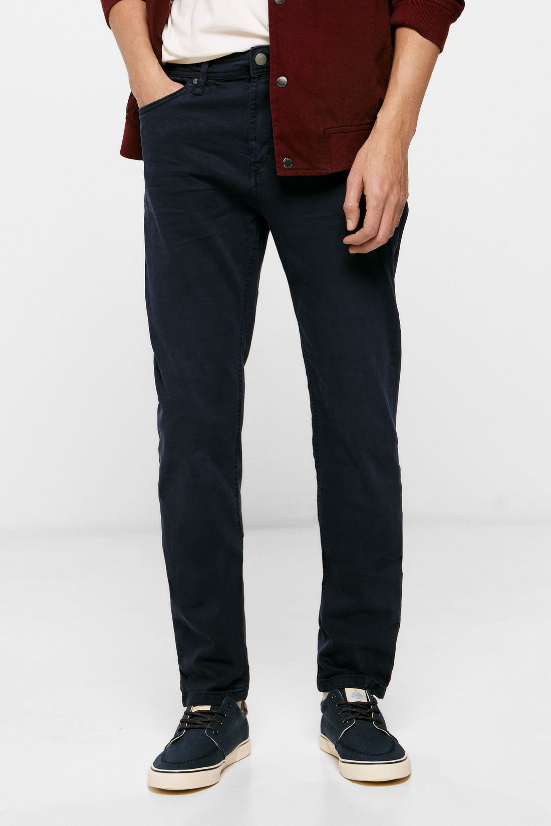 Slim Fit Chino Trousers_0397811_11_02