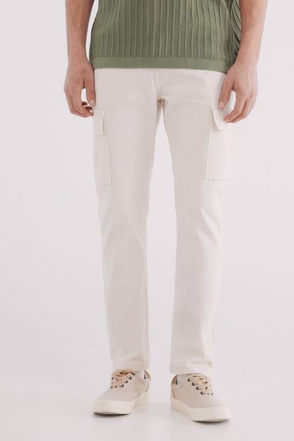 Springfield_Slim Fit Cargo Structured Jeans_0399333_97_03