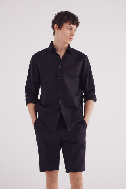 Springfield_Black_Lightweight Comfort Fit Bermuda Shorts_0432177_01_03