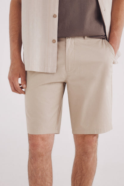 Springfield_Beige_Lightweight Comfort Fit Bermuda Shorts_0432177_37_02