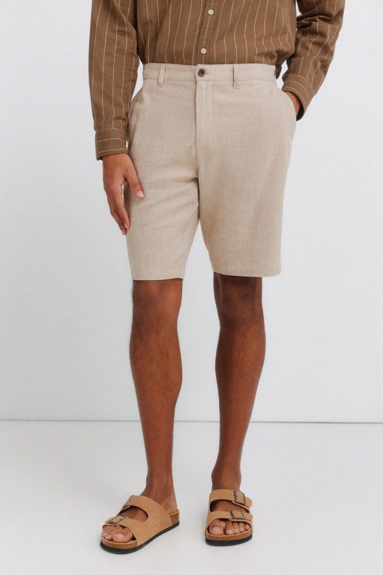 Springfield Beige Men Dobby Linen Comfort Fit Bermuda Shorts SKU: 0433674_55 Image 02