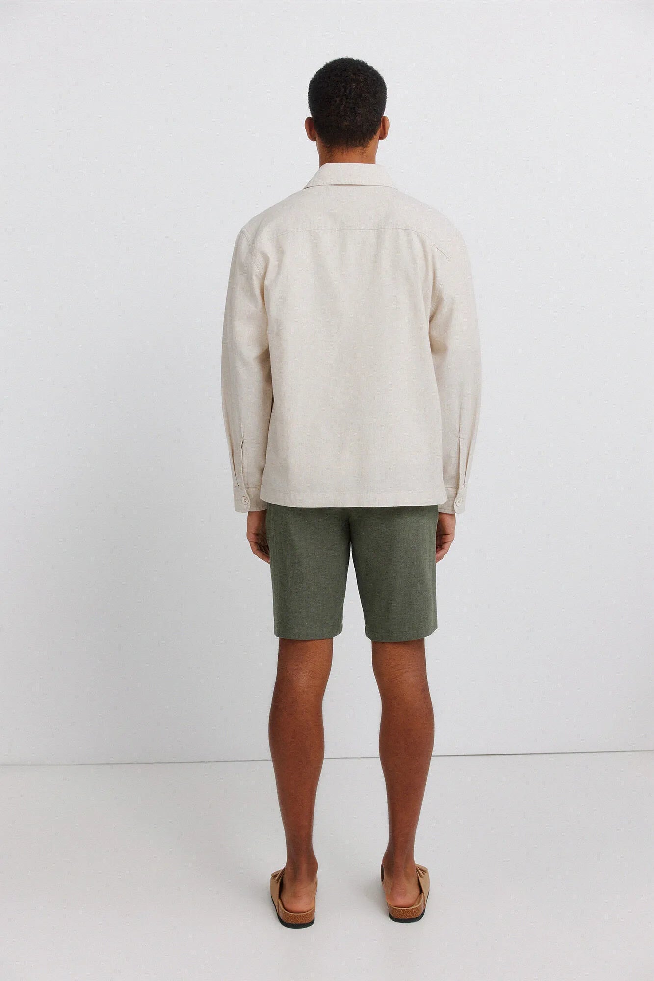 Springfield Khaki Men Dobby Linen Comfort Fit Bermuda Shorts SKU: 0433674_95 Image 03