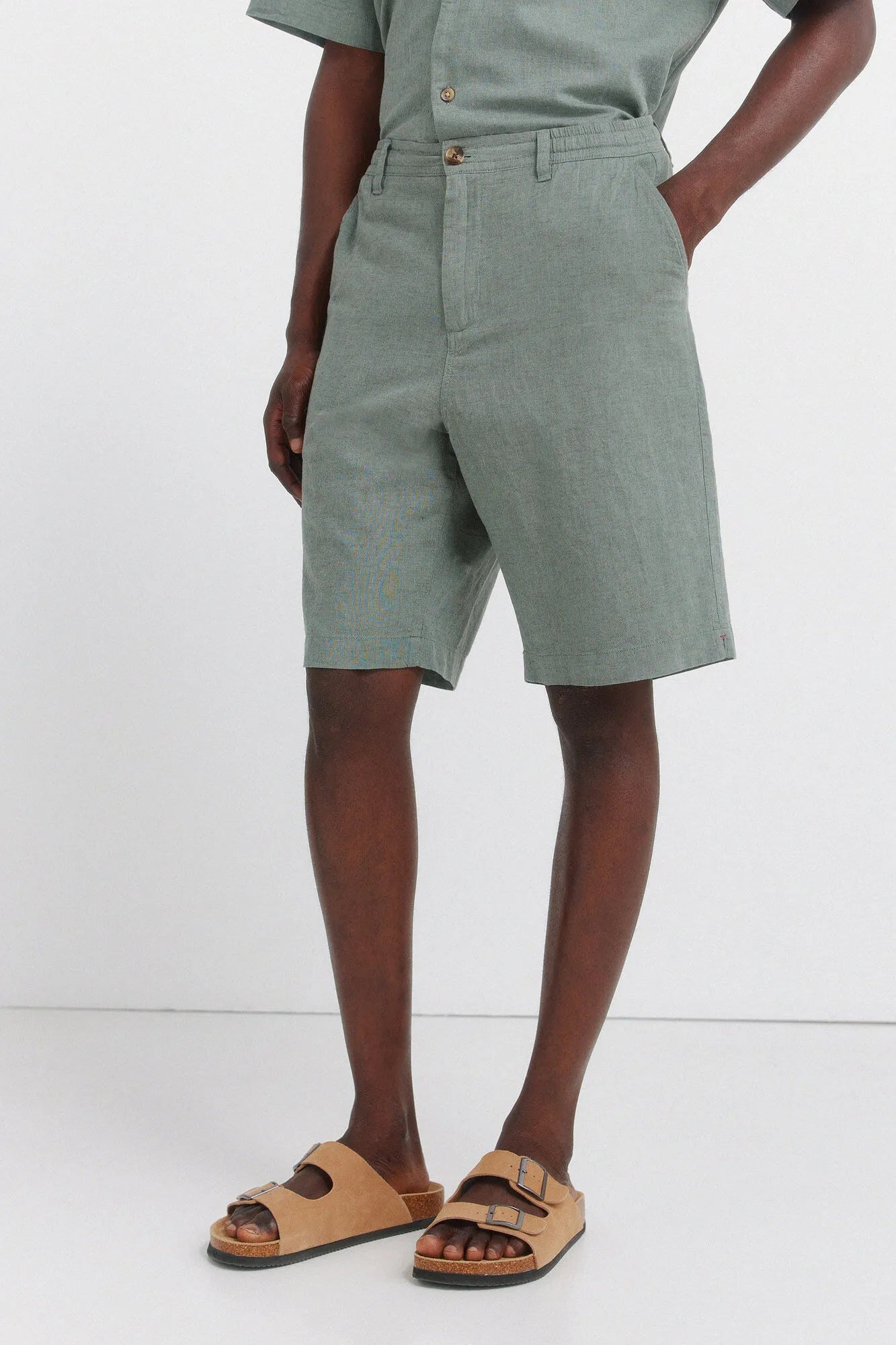 Springfield Green Men Linen Relaxed Fit Bermuda Shorts SKU: 0433675_23 Image 02