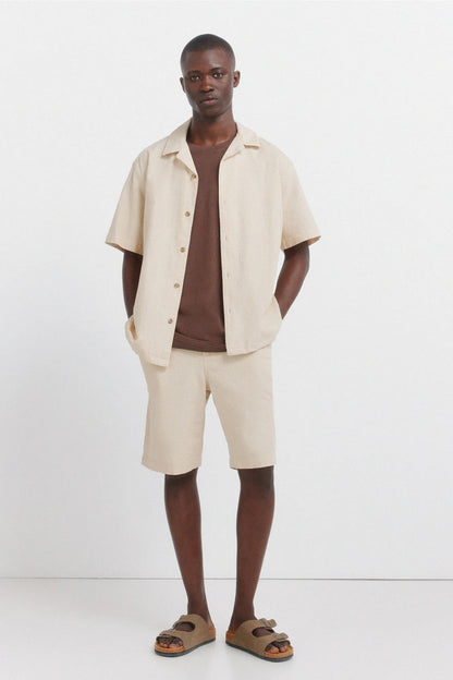 Springfield Beige Men Linen Relaxed Fit Bermuda Shorts SKU: 0433675_50 Image 01