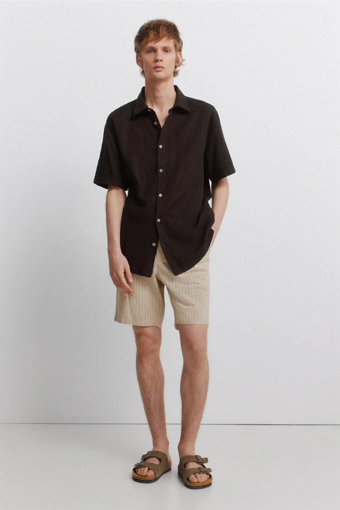 Springfield Beige Men Striped Linen Comfort Slim Fit Bermuda Shorts SKU: 0433677_51 Image 01