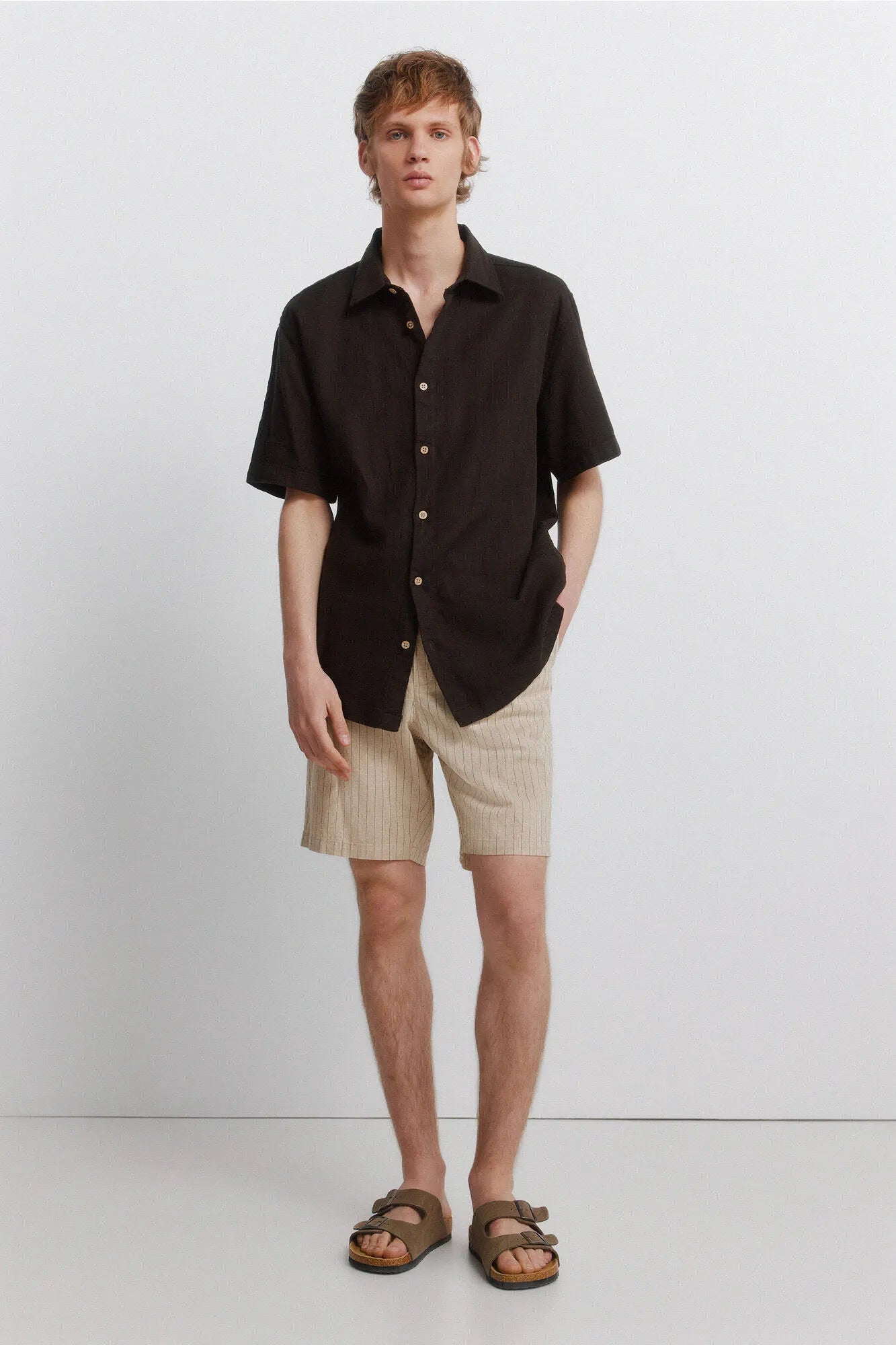 Springfield Beige Men Striped Linen Comfort Slim Fit Bermuda Shorts SKU: 0433677_51 Image 01