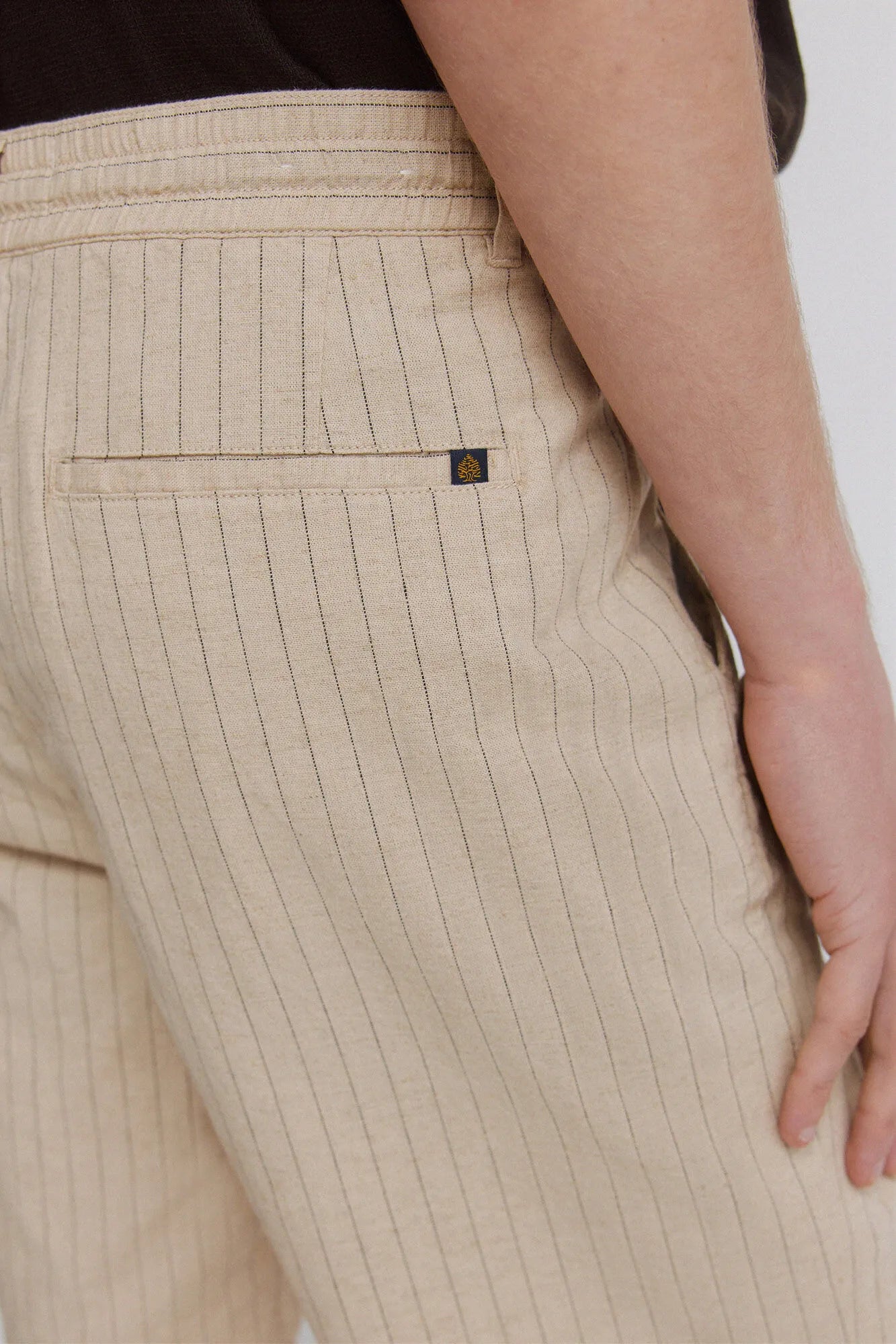 Springfield Beige Men Striped Linen Comfort Slim Fit Bermuda Shorts SKU: 0433677_51 Image 06