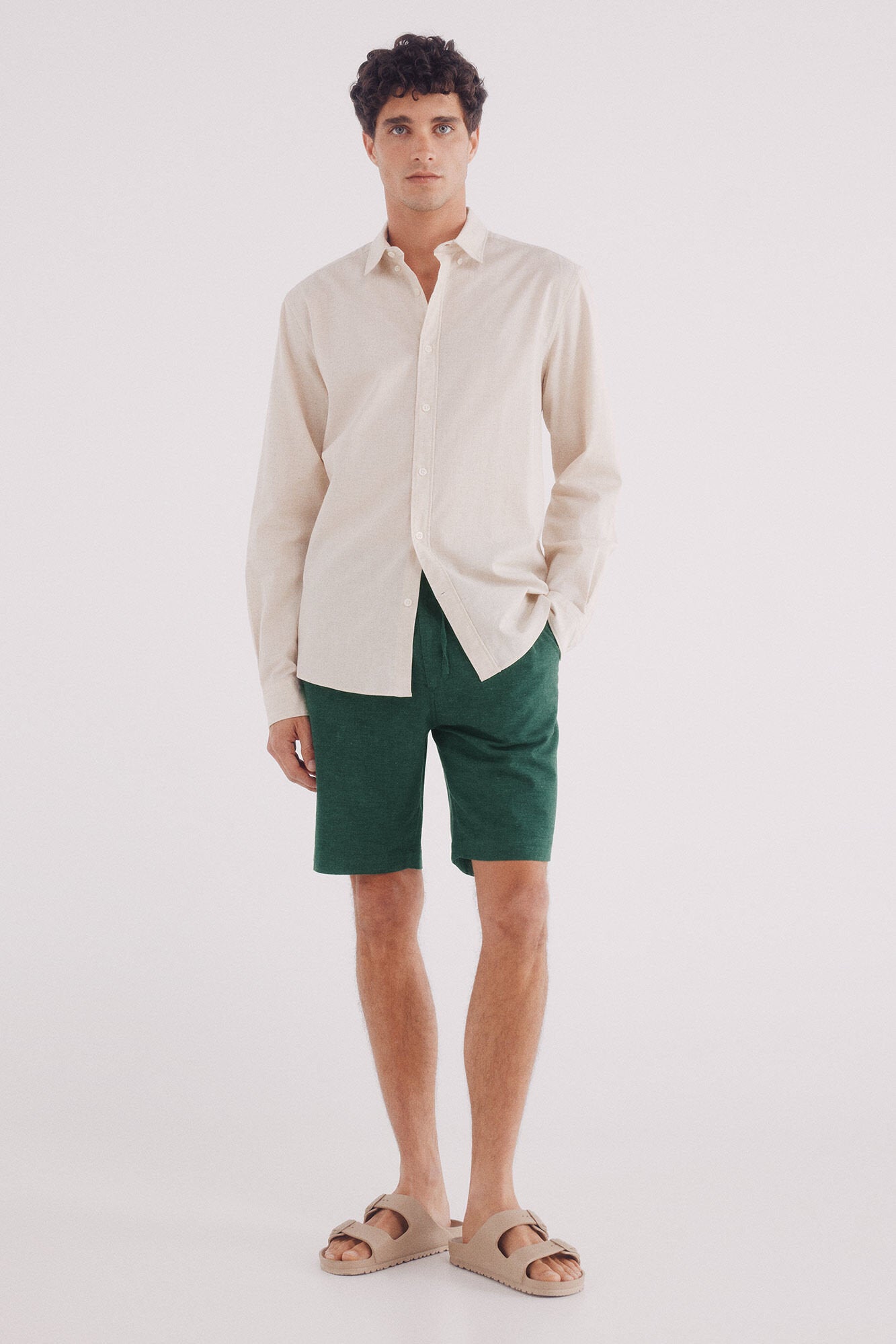 Springfield_Slim Fit Linen Bermuda Shorts_0439946_22_01