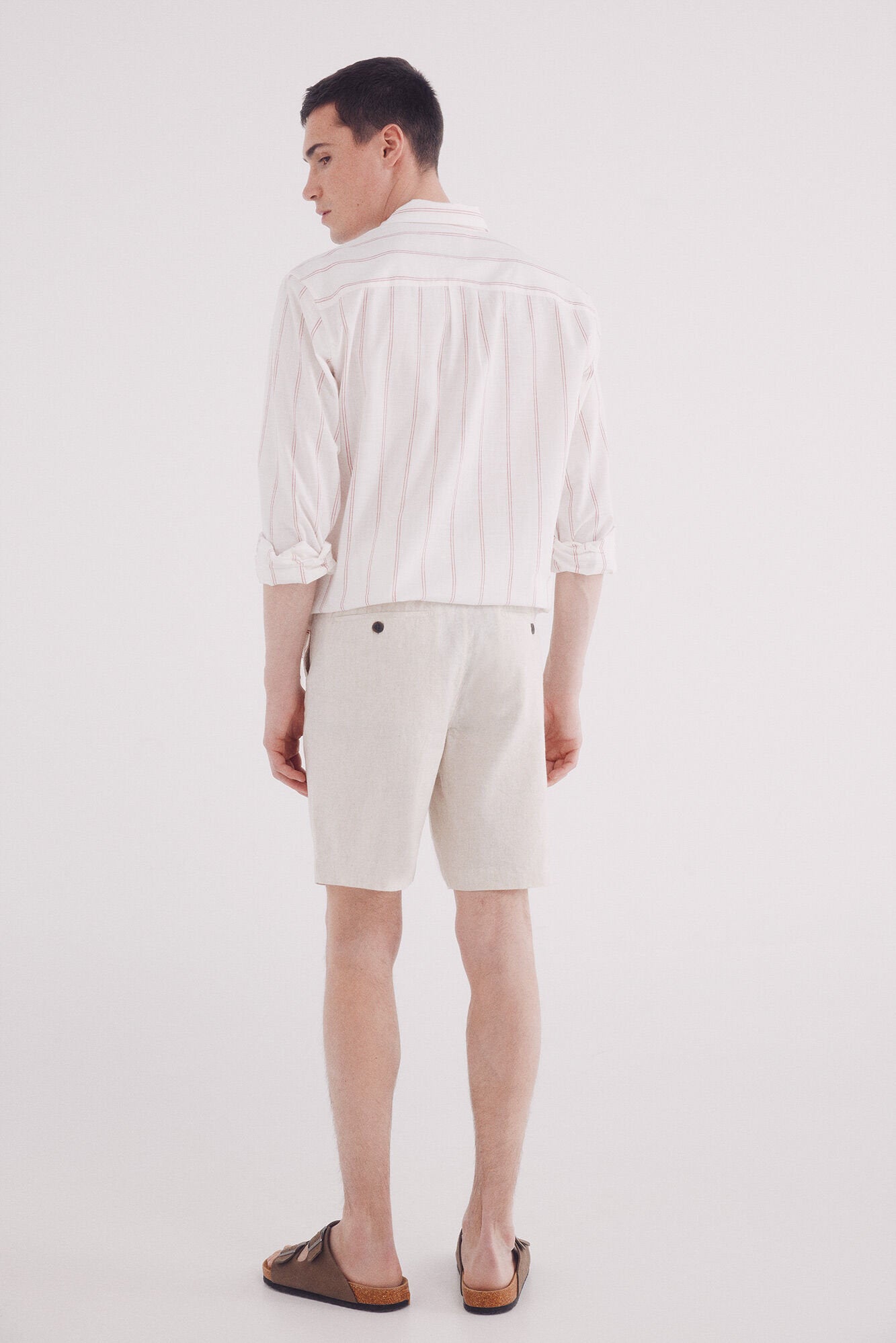 Springfield_Slim Fit Linen Bermuda Shorts_0439946_97_04