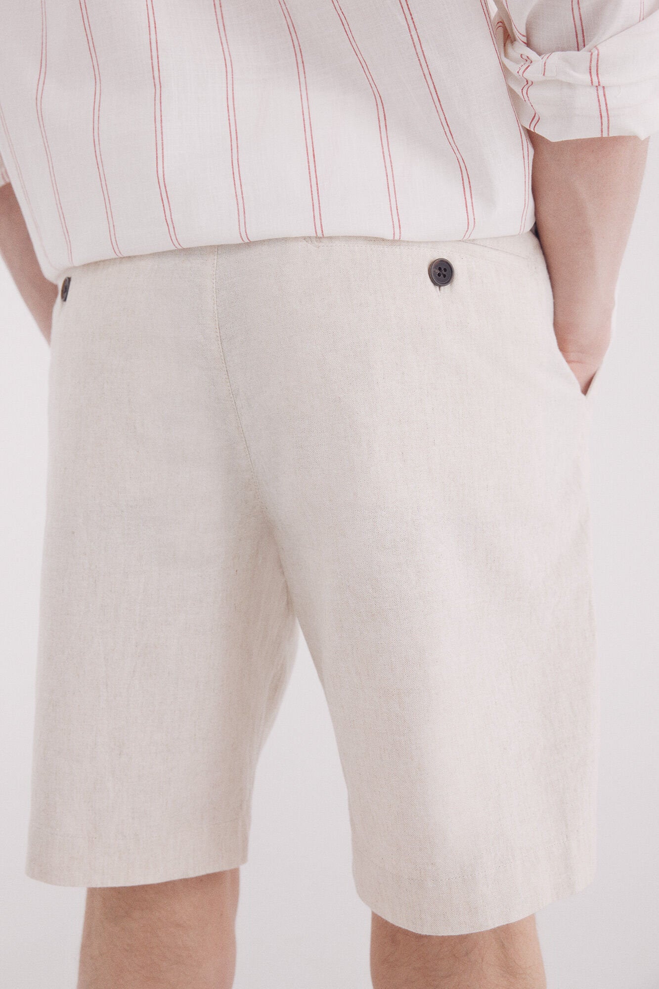 Springfield_Slim Fit Linen Bermuda Shorts_0439946_97_05